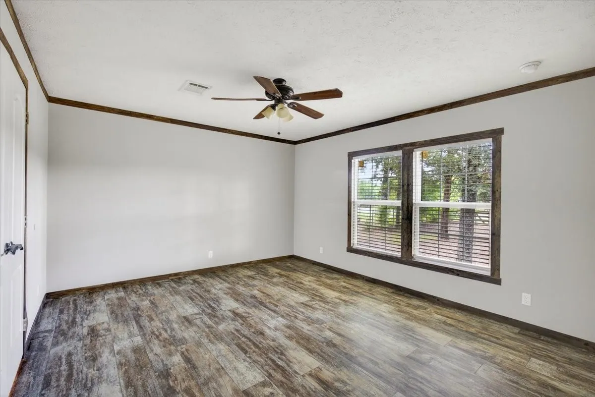 Manufactured Home For Sale in Henderson County , 11079 State Highway 198, Mabank, Texas 75147, 4 Bedroom, 2 Bathroom, Garage spaces, 1,768 Sqft, built in 2020, mls#21302063, Real Estate Agent in Mabank, Homes For Sale in Henderson county, Homes For Sale in Mabank, Realtor in Mabank Texas, Real Estate Brokerage Independent Realty Texas, Luminita Cordes Realtor