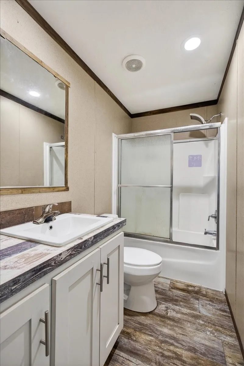 Manufactured Home For Sale in Henderson County , 11079 State Highway 198, Mabank, Texas 75147, 4 Bedroom, 2 Bathroom, Garage spaces, 1,768 Sqft, built in 2020, mls#21302063, Real Estate Agent in Mabank, Homes For Sale in Henderson county, Homes For Sale in Mabank, Realtor in Mabank Texas, Real Estate Brokerage Independent Realty Texas, Luminita Cordes Realtor