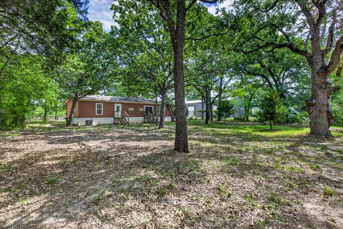 Manufactured Home For Sale in Henderson County , 11079 State Highway 198, Mabank, Texas 75147, 4 Bedroom, 2 Bathroom, Garage spaces, 1,768 Sqft, built in 2020, mls#21302063, Real Estate Agent in Mabank, Homes For Sale in Henderson county, Homes For Sale in Mabank, Realtor in Mabank Texas, Real Estate Brokerage Independent Realty Texas, Luminita Cordes Realtor