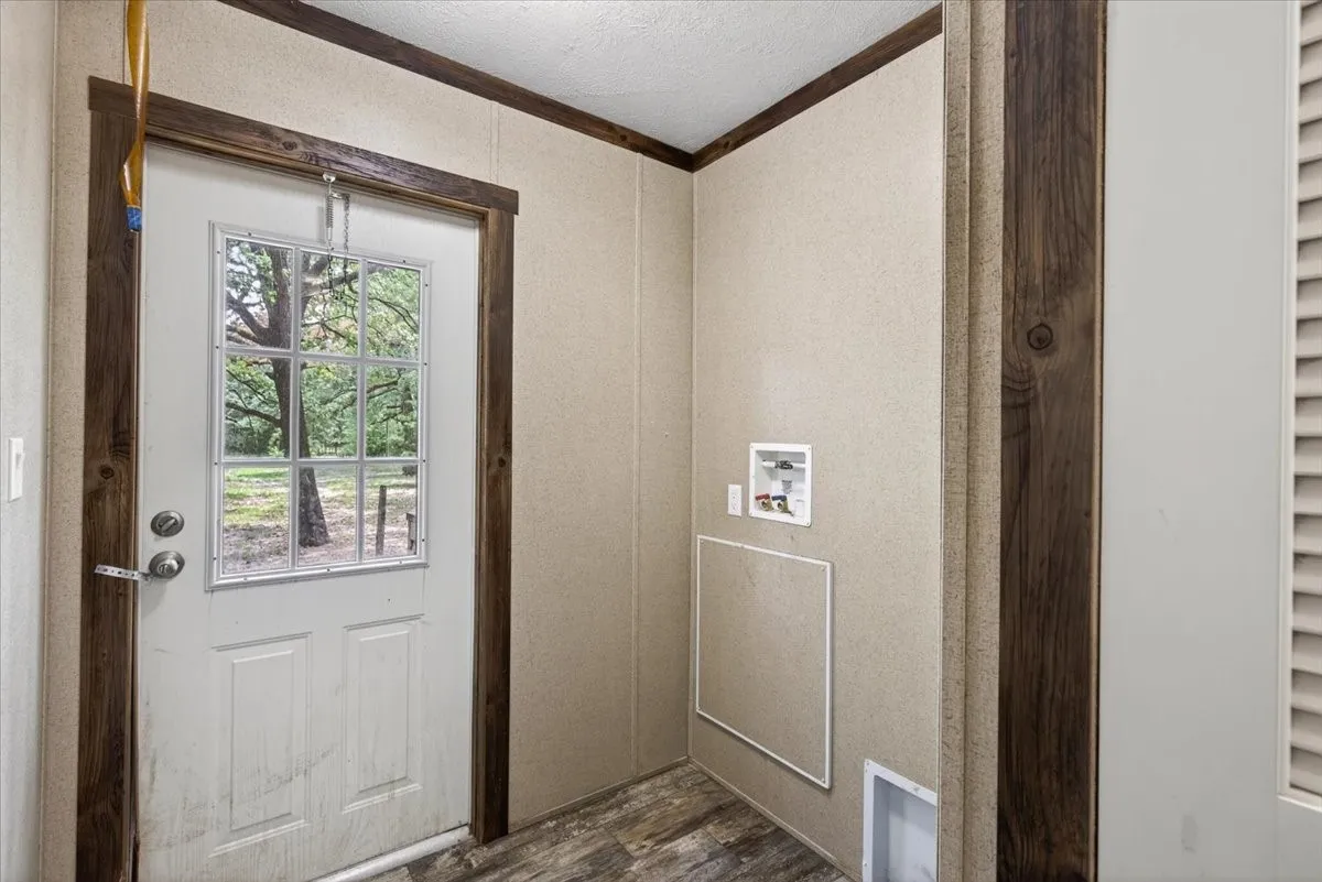 Manufactured Home For Sale in Henderson County , 11079 State Highway 198, Mabank, Texas 75147, 4 Bedroom, 2 Bathroom, Garage spaces, 1,768 Sqft, built in 2020, mls#21302063, Real Estate Agent in Mabank, Homes For Sale in Henderson county, Homes For Sale in Mabank, Realtor in Mabank Texas, Real Estate Brokerage Independent Realty Texas, Luminita Cordes Realtor