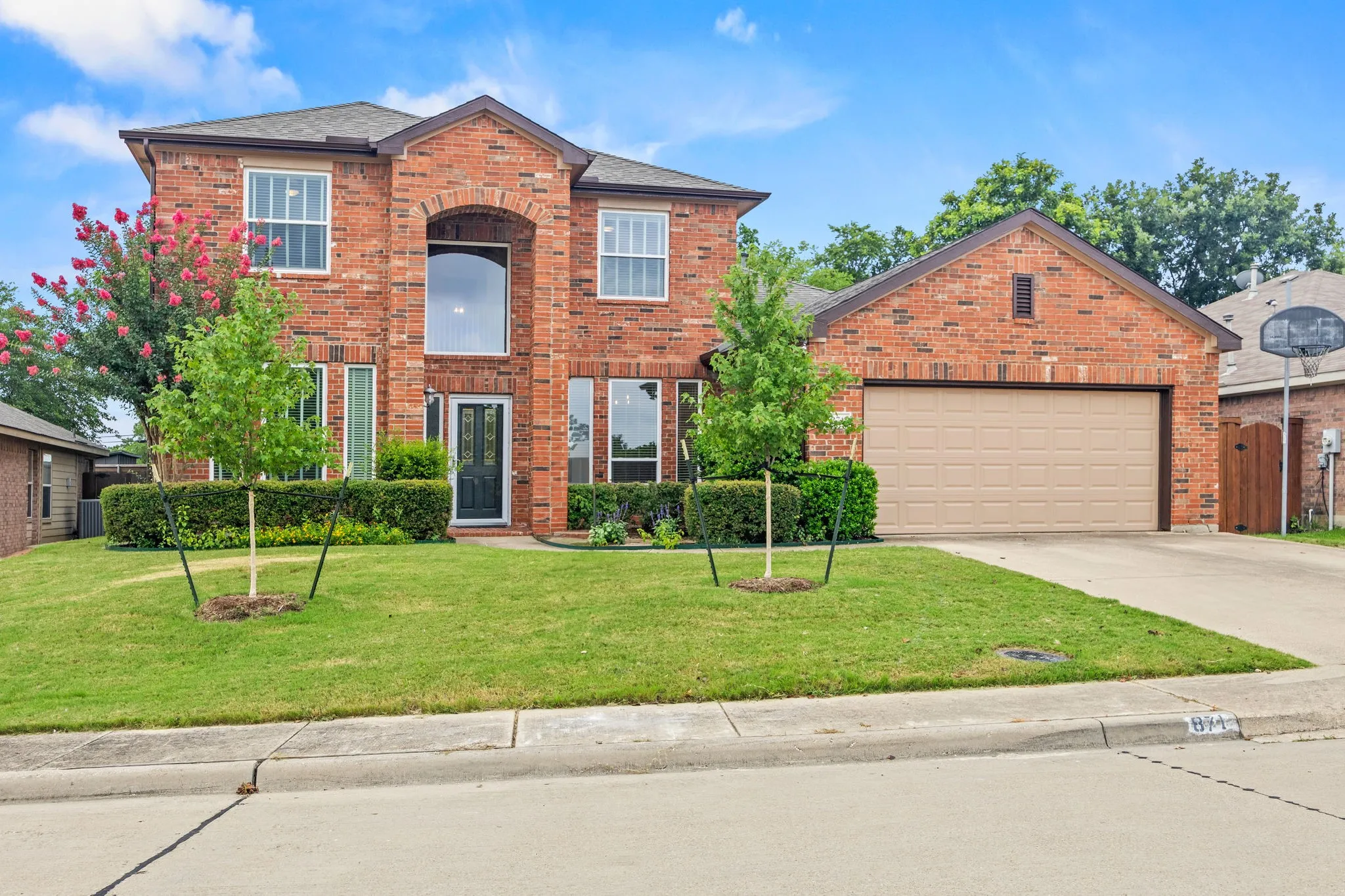 Single Family Residence For Sale in Rockwall County , 871 High Cotton Lane, Rockwall, Texas 75087, 4 Bedroom, 3 Bathroom, 2 Garage spaces, 3,050 Sqft, built in 2002, mls#21302070, Real Estate Agent in Rockwall, Homes For Sale in Rockwall county, Homes For Sale in Rockwall, Realtor in Rockwall Texas, Real Estate Brokerage Independent Realty Texas, Luminita Cordes Realtor
