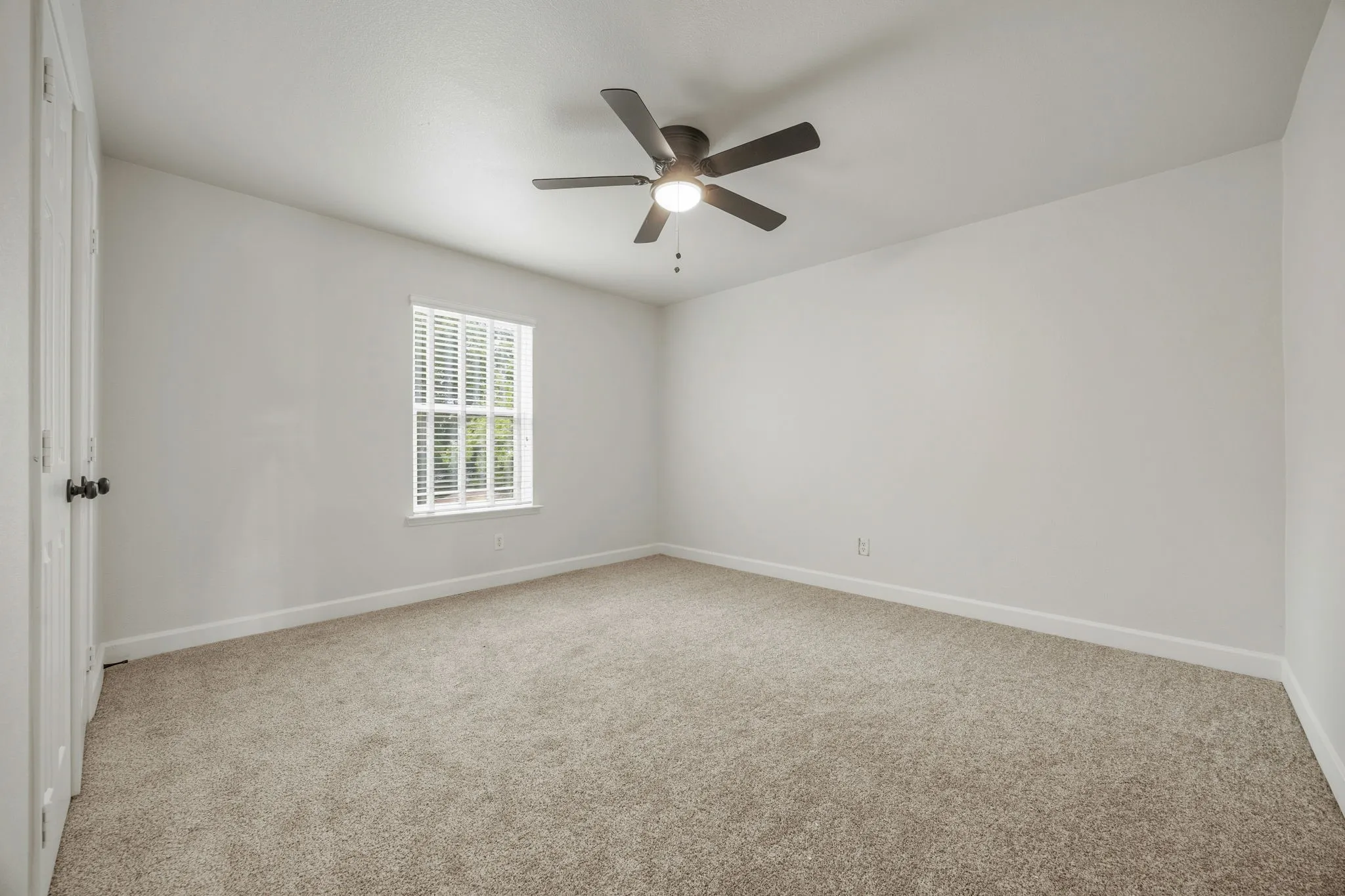 Single Family Residence For Sale in Rockwall County , 871 High Cotton Lane, Rockwall, Texas 75087, 4 Bedroom, 3 Bathroom, 2 Garage spaces, 3,050 Sqft, built in 2002, mls#21302070, Real Estate Agent in Rockwall, Homes For Sale in Rockwall county, Homes For Sale in Rockwall, Realtor in Rockwall Texas, Real Estate Brokerage Independent Realty Texas, Luminita Cordes Realtor