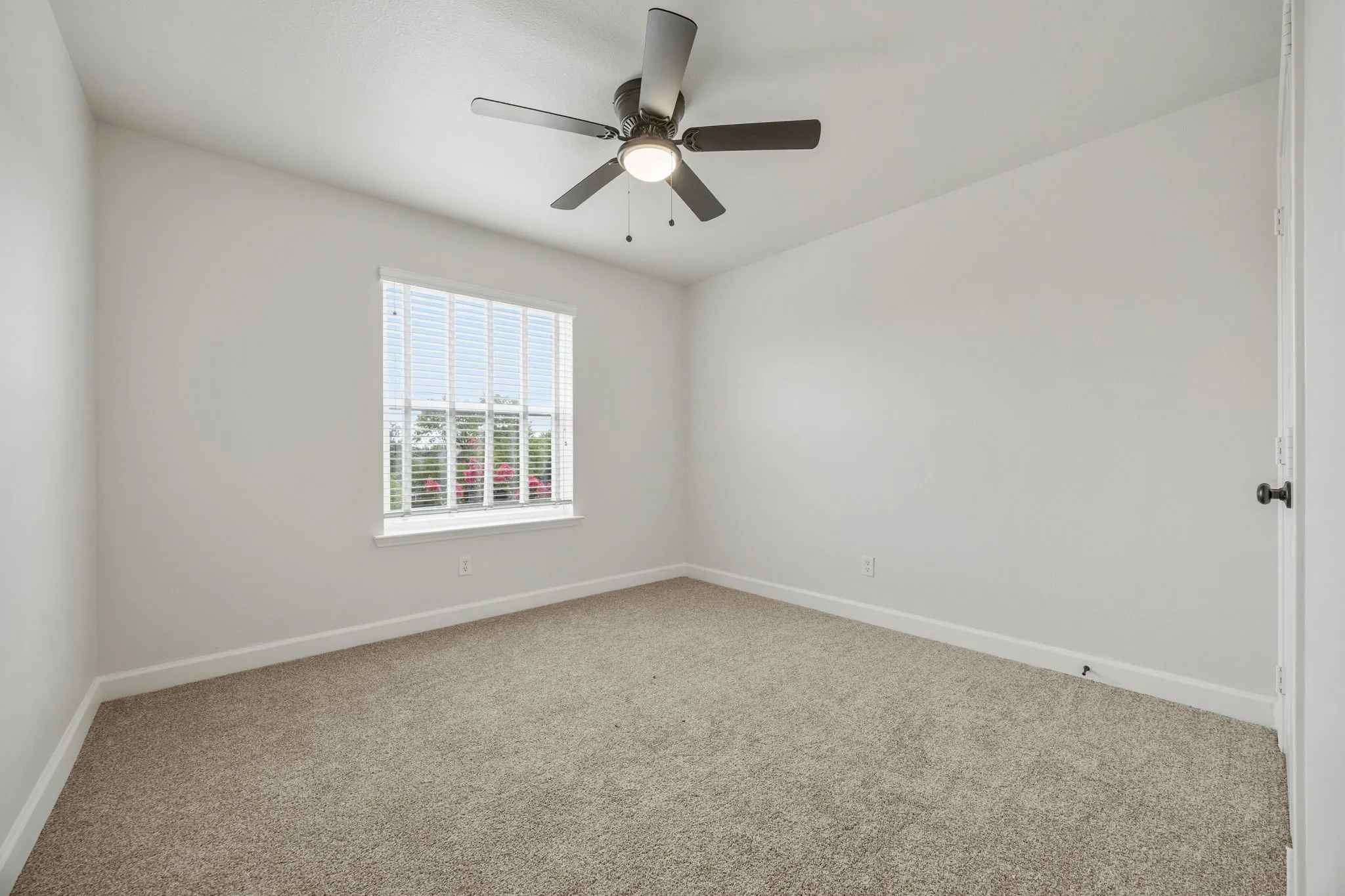 Single Family Residence For Sale in Rockwall County , 871 High Cotton Lane, Rockwall, Texas 75087, 4 Bedroom, 3 Bathroom, 2 Garage spaces, 3,050 Sqft, built in 2002, mls#21302070, Real Estate Agent in Rockwall, Homes For Sale in Rockwall county, Homes For Sale in Rockwall, Realtor in Rockwall Texas, Real Estate Brokerage Independent Realty Texas, Luminita Cordes Realtor