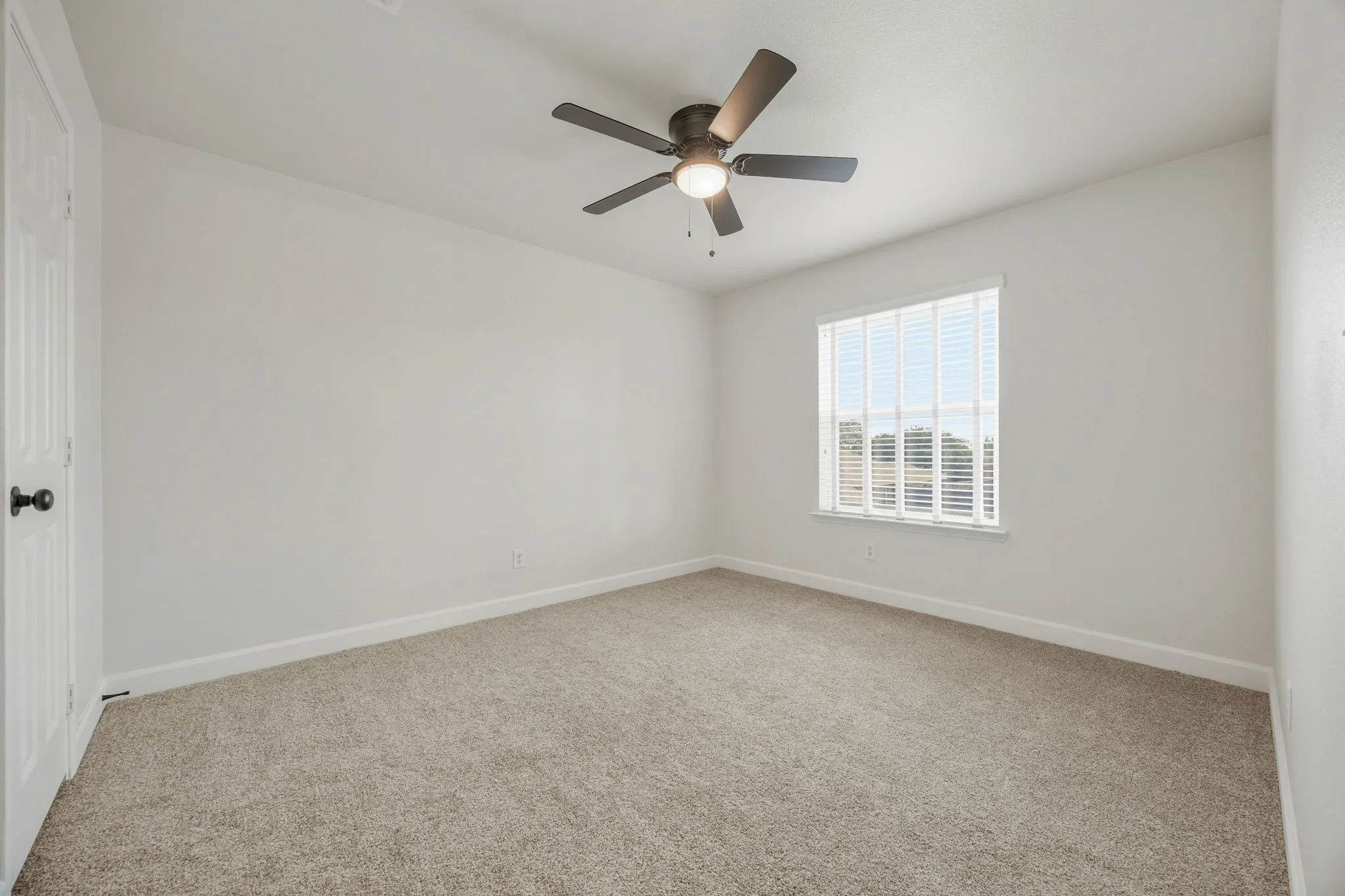 Single Family Residence For Sale in Rockwall County , 871 High Cotton Lane, Rockwall, Texas 75087, 4 Bedroom, 3 Bathroom, 2 Garage spaces, 3,050 Sqft, built in 2002, mls#21302070, Real Estate Agent in Rockwall, Homes For Sale in Rockwall county, Homes For Sale in Rockwall, Realtor in Rockwall Texas, Real Estate Brokerage Independent Realty Texas, Luminita Cordes Realtor