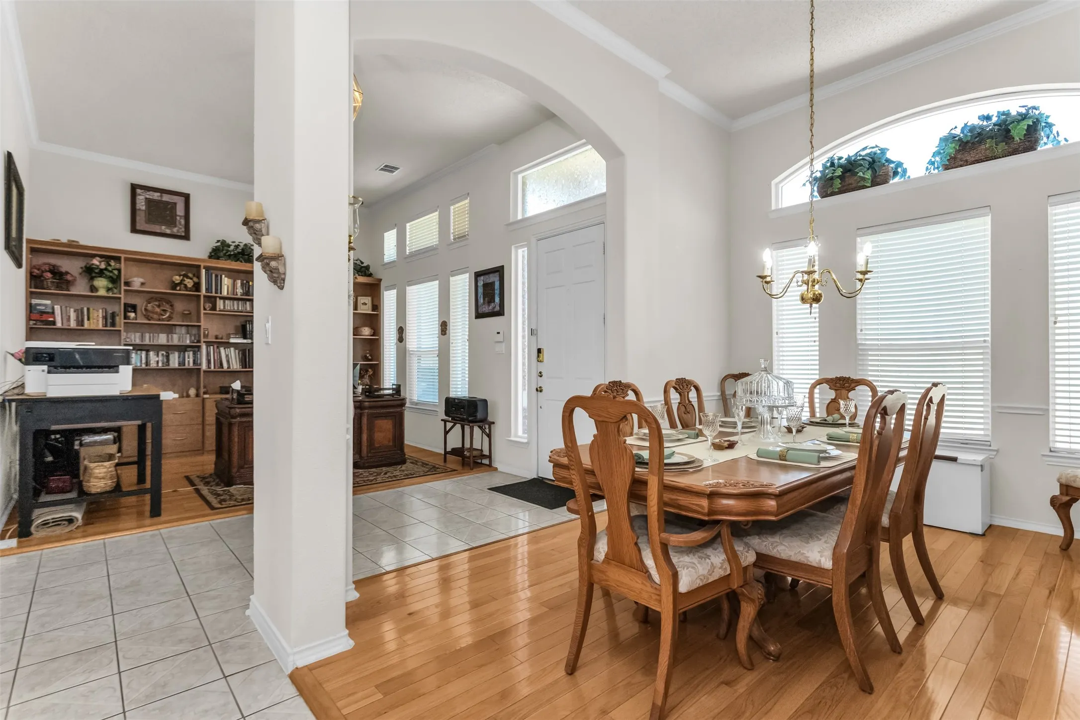 Split Formals & High Ceilings!