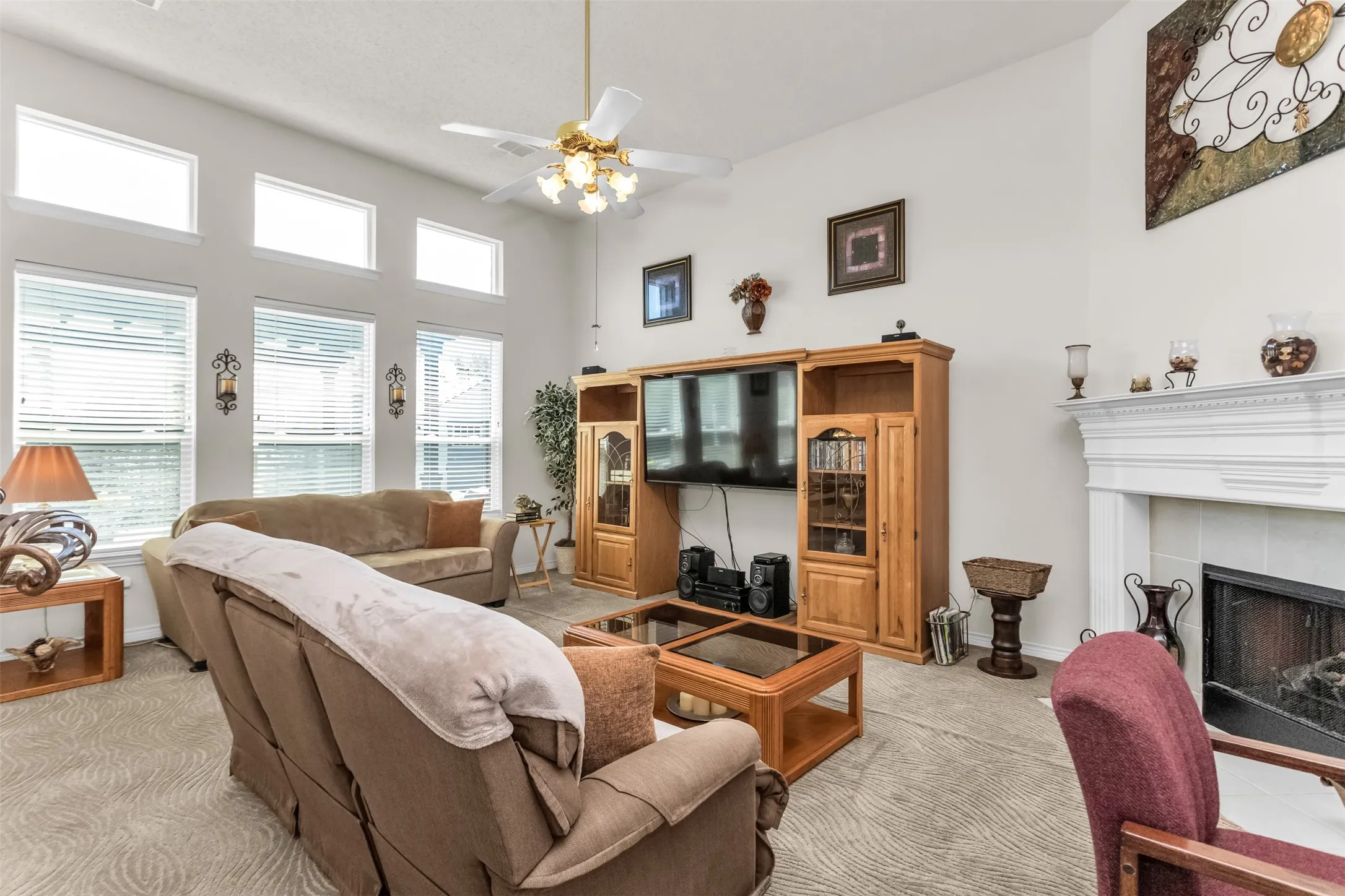 Single Family Residence For Sale in Collin County , 7420 Brookdale Drive, Plano, Texas 75024, 3 Bedroom, 2 Bathroom, 2 Garage spaces, 2,155 Sqft, built in 1997, mls#21258984, Real Estate Agent in Plano, Homes For Sale in Collin county, Homes For Sale in Plano, Realtor in Plano Texas, Real Estate Brokerage Independent Realty Texas, Luminita Cordes Realtor