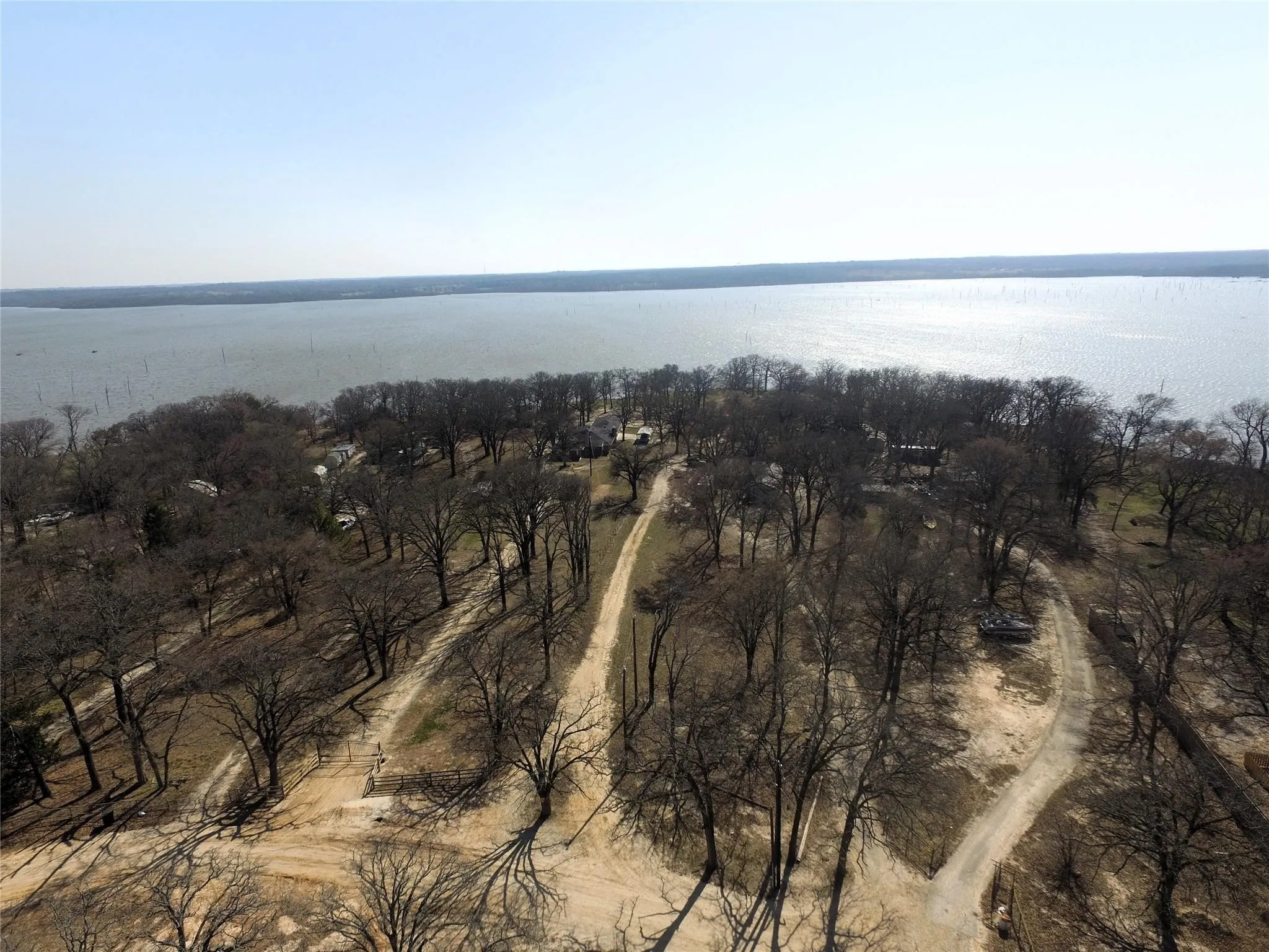 Single Family Residence For Sale in Hunt County , 8085 Lakeview Drive, Quinlan, Texas 75474, 1 Bedroom, 1 Bathroom, 2 Garage spaces, 500 Sqft, built in 0, mls#21302079, Real Estate Agent in Quinlan, Homes For Sale in Hunt county, Homes For Sale in Quinlan, Realtor in Quinlan Texas, Real Estate Brokerage Independent Realty Texas, Luminita Cordes Realtor