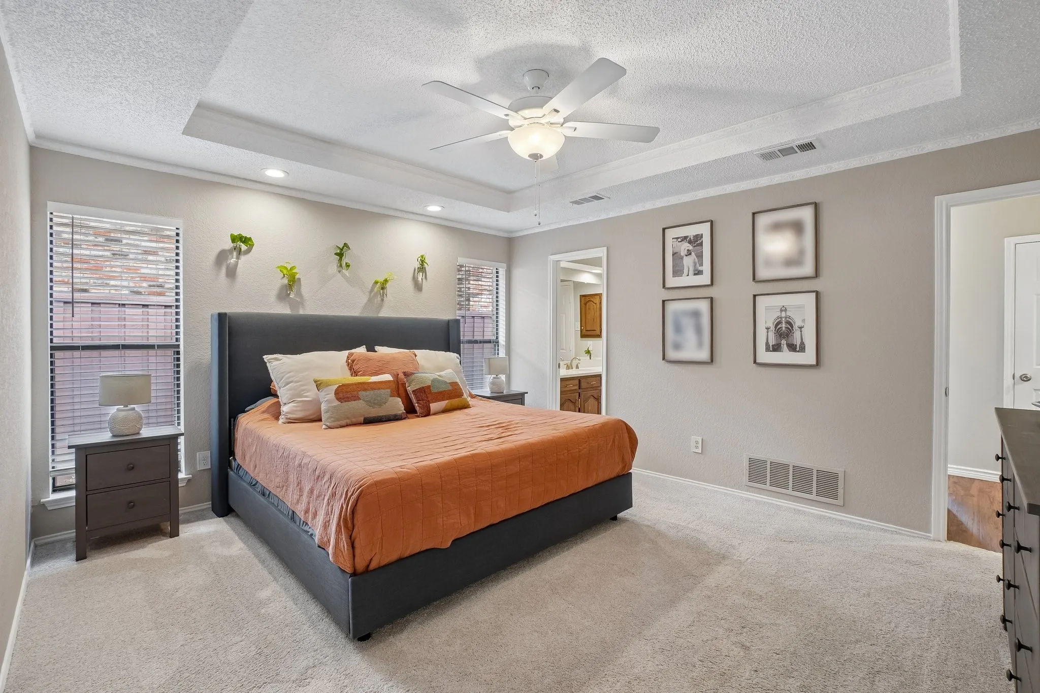 Single Family Residence For Sale in Denton County , 2330 Heatherwoods Way, Carrollton, Texas 75007, 3 Bedroom, 3 Bathroom, 2 Garage spaces, 2,051 Sqft, built in 1984, mls#21296120, Real Estate Agent in Carrollton, Homes For Sale in Denton county, Homes For Sale in Carrollton, Realtor in Carrollton Texas, Real Estate Brokerage Independent Realty Texas, Luminita Cordes Realtor