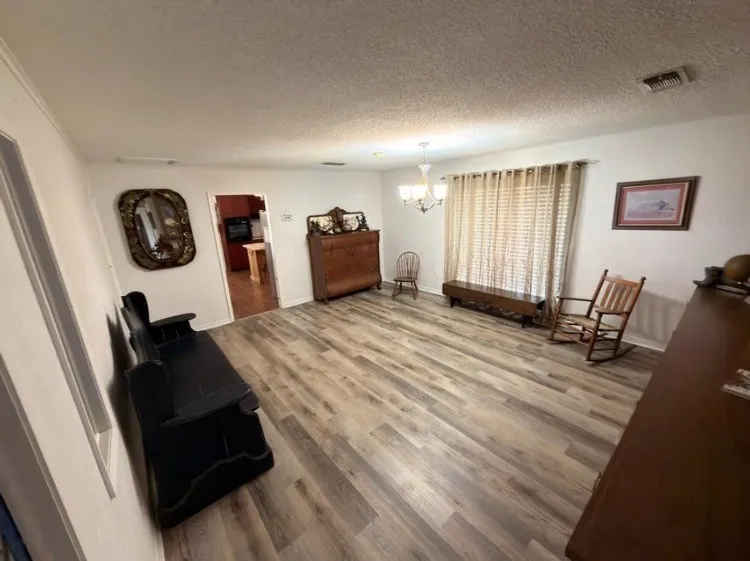 Single Family Residence For Sale in Eastland County , 402 County Road 455, Ranger, Texas 76470, 3 Bedroom, 3 Bathroom, 3 Garage spaces, 5,050 Sqft, built in 1978, mls#21302096, Real Estate Agent in Ranger, Homes For Sale in Eastland county, Homes For Sale in Ranger, Realtor in Ranger Texas, Real Estate Brokerage Independent Realty Texas, Luminita Cordes Realtor