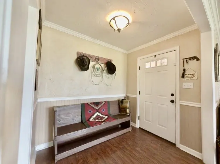 Single Family Residence For Sale in Eastland County , 402 County Road 455, Ranger, Texas 76470, 3 Bedroom, 3 Bathroom, 3 Garage spaces, 5,050 Sqft, built in 1978, mls#21302096, Real Estate Agent in Ranger, Homes For Sale in Eastland county, Homes For Sale in Ranger, Realtor in Ranger Texas, Real Estate Brokerage Independent Realty Texas, Luminita Cordes Realtor