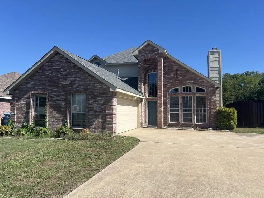 Single Family Residence For Rent in Rockwall County , 3098 Wildflower Way, Rockwall, Texas 75032, 3 Bedroom, 2 Bathroom, 2 Garage spaces, 1,726 Sqft, built in 1999, mls#21289317, Real Estate Agent in Rockwall, Homes For Rent in Rockwall county, Homes For Rent in Rockwall, Realtor in Rockwall Texas, Real Estate Brokerage Independent Realty Texas, Luminita Cordes Realtor