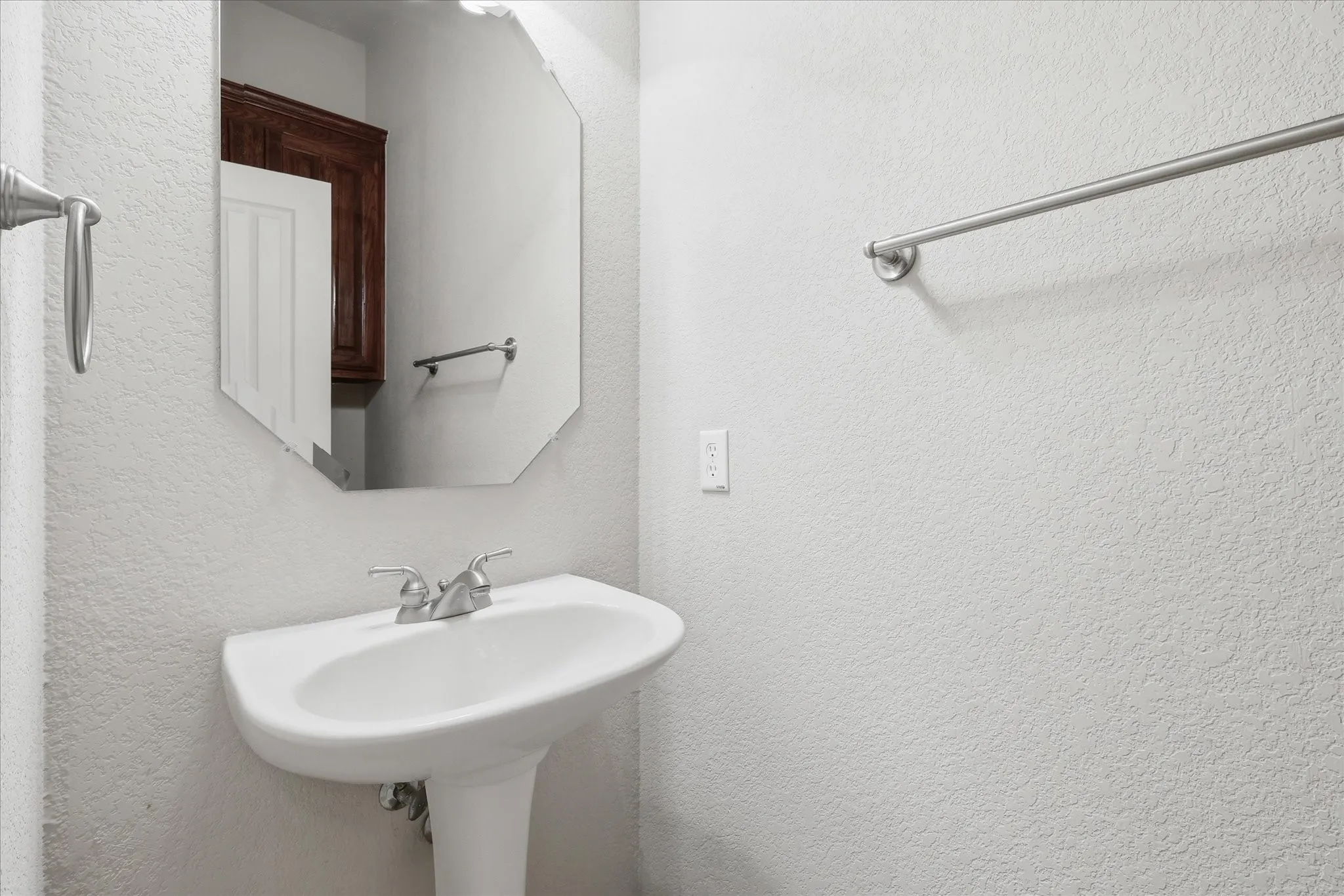 Downstairs half bathroom.