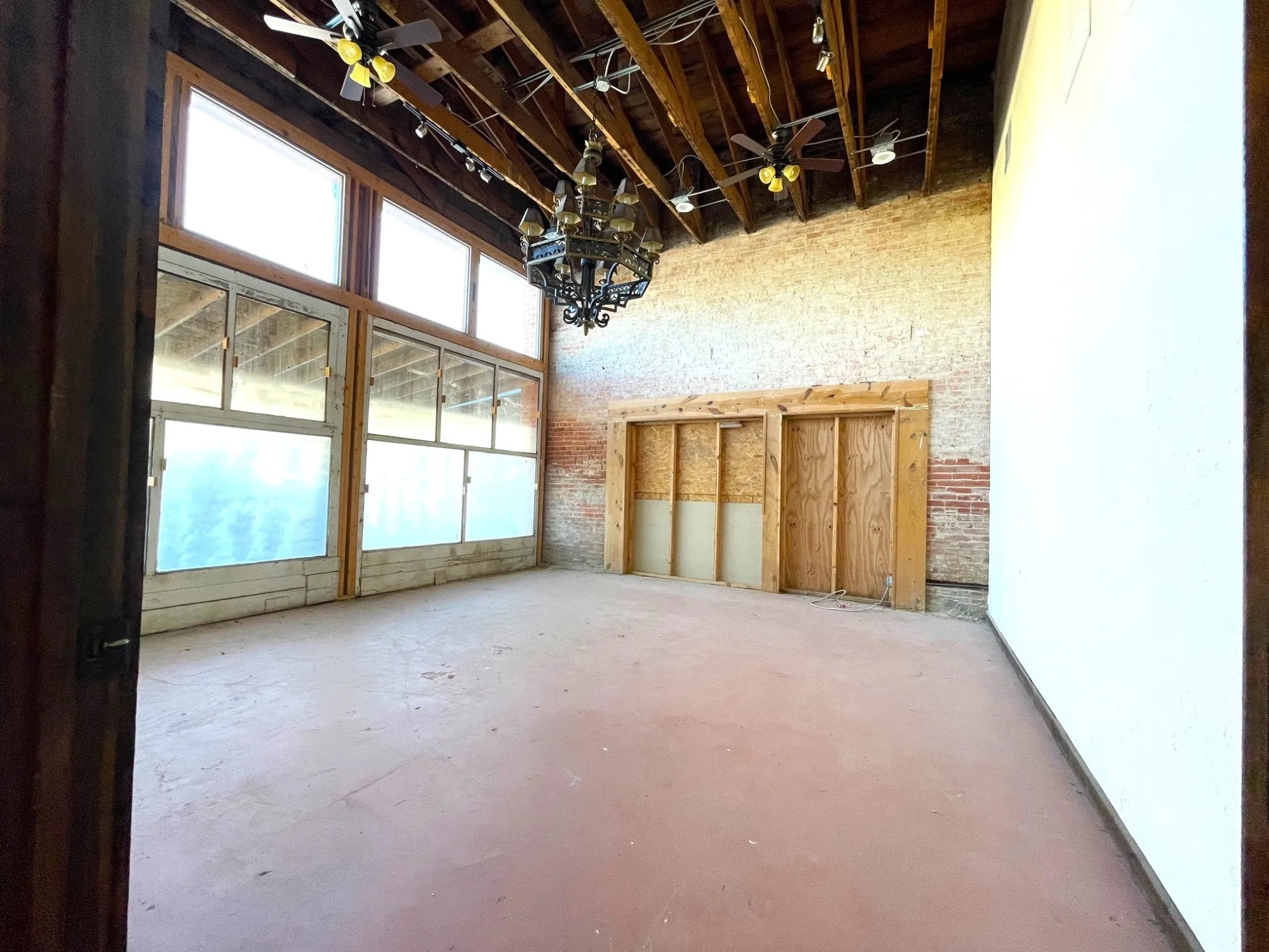 Business For Sale in Wood County , 189 Broadway, Alba, Texas 75410, 0, 0, Garage spaces, 0 Sqft, built in 1910, mls#21297553, Real Estate Agent in Alba, Homes For Sale in Wood county, Homes For Sale in Alba, Realtor in Alba Texas, Real Estate Brokerage Independent Realty Texas, Luminita Cordes Realtor