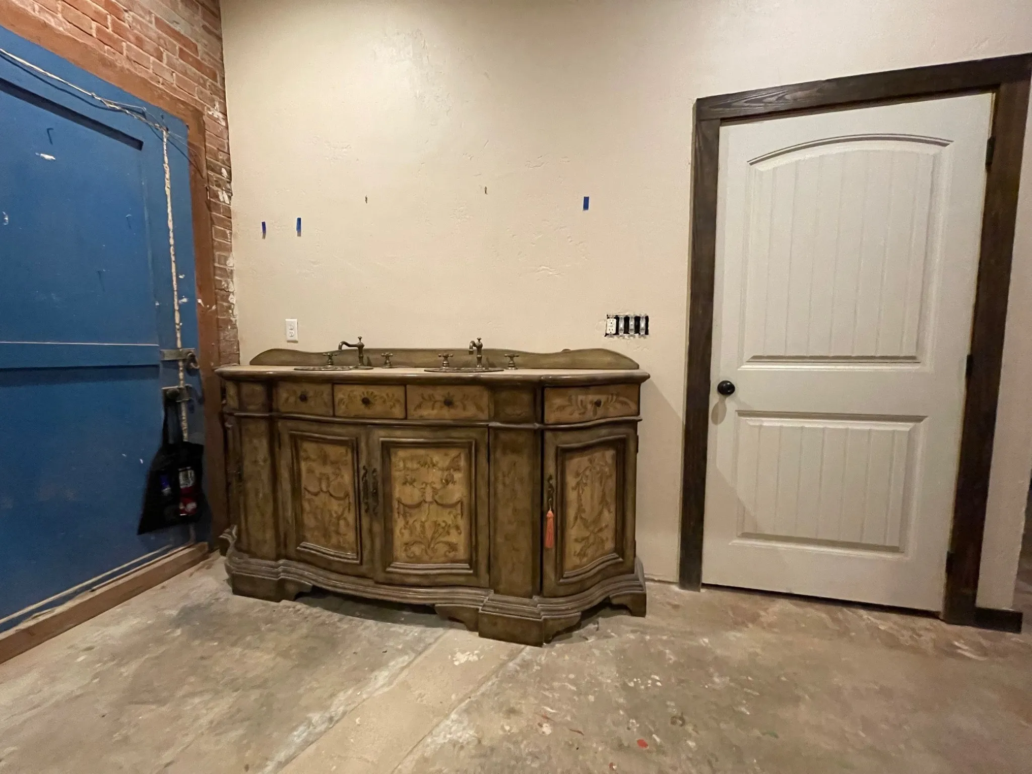 Business For Sale in Wood County , 189 Broadway, Alba, Texas 75410, 0, 0, Garage spaces, 0 Sqft, built in 1910, mls#21297553, Real Estate Agent in Alba, Homes For Sale in Wood county, Homes For Sale in Alba, Realtor in Alba Texas, Real Estate Brokerage Independent Realty Texas, Luminita Cordes Realtor