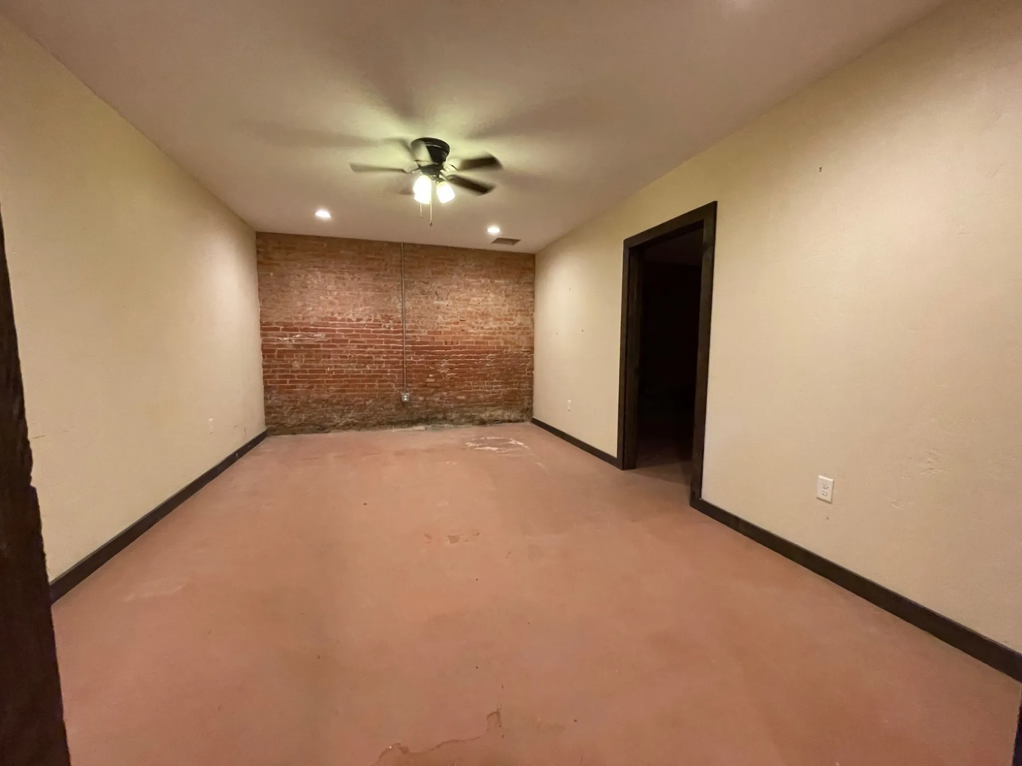Business For Sale in Wood County , 189 Broadway, Alba, Texas 75410, 0, 0, Garage spaces, 0 Sqft, built in 1910, mls#21297553, Real Estate Agent in Alba, Homes For Sale in Wood county, Homes For Sale in Alba, Realtor in Alba Texas, Real Estate Brokerage Independent Realty Texas, Luminita Cordes Realtor