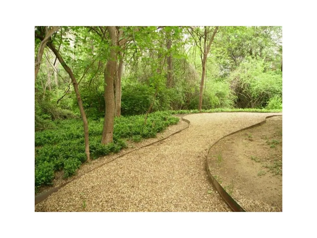 Condominium For Sale in Dallas County , 4859 Cedar Springs Road 154, Dallas, Texas 75219, 2 Bedroom, 1 Bathroom, 1 Garage spaces, 841 Sqft, built in 1970, mls#21302142, Real Estate Agent in Dallas, Homes For Sale in Dallas county, Homes For Sale in Dallas, Realtor in Dallas Texas, Real Estate Brokerage Independent Realty Texas, Luminita Cordes Realtor