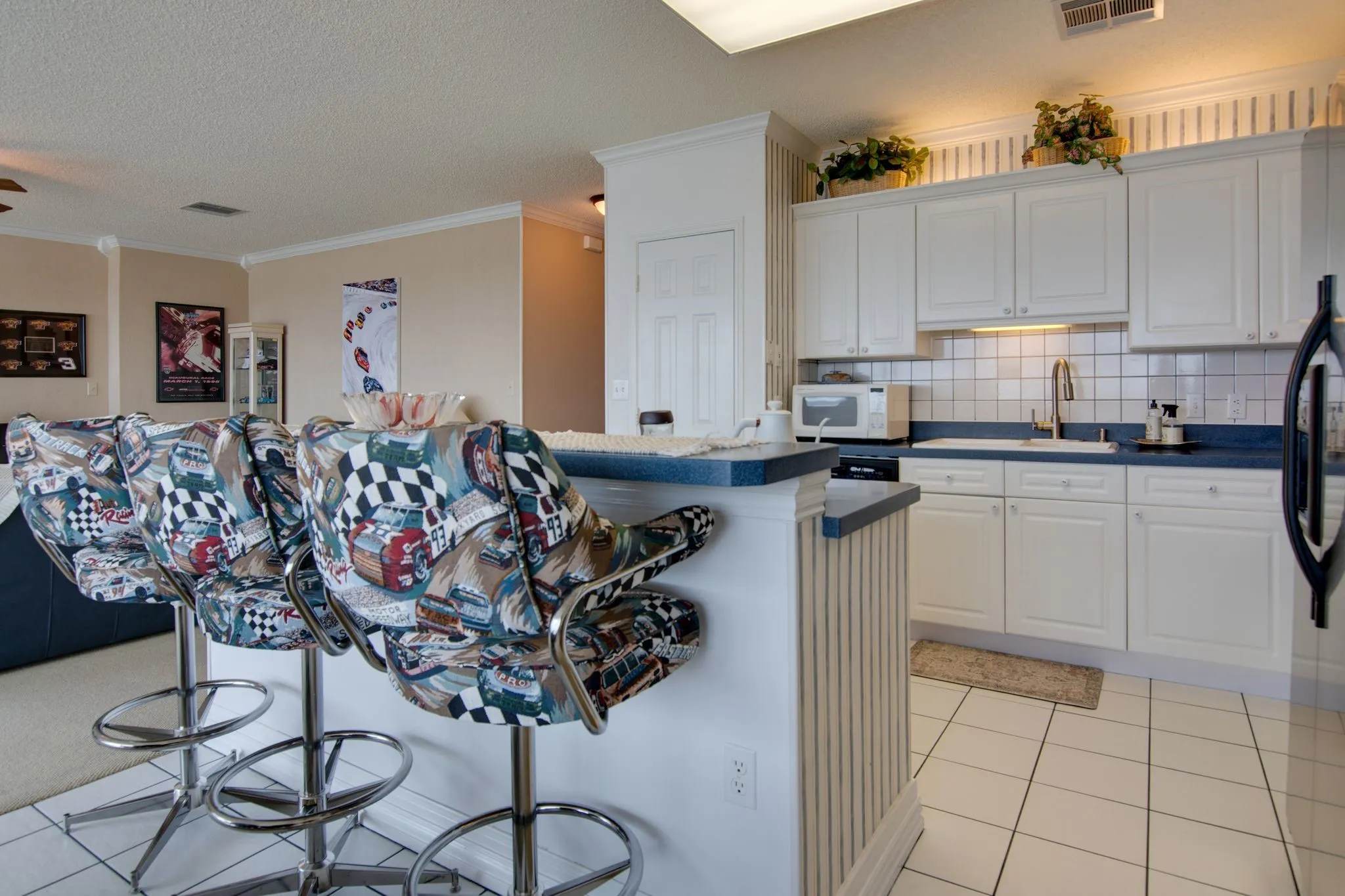 Tenant's property will be removed prior to closing