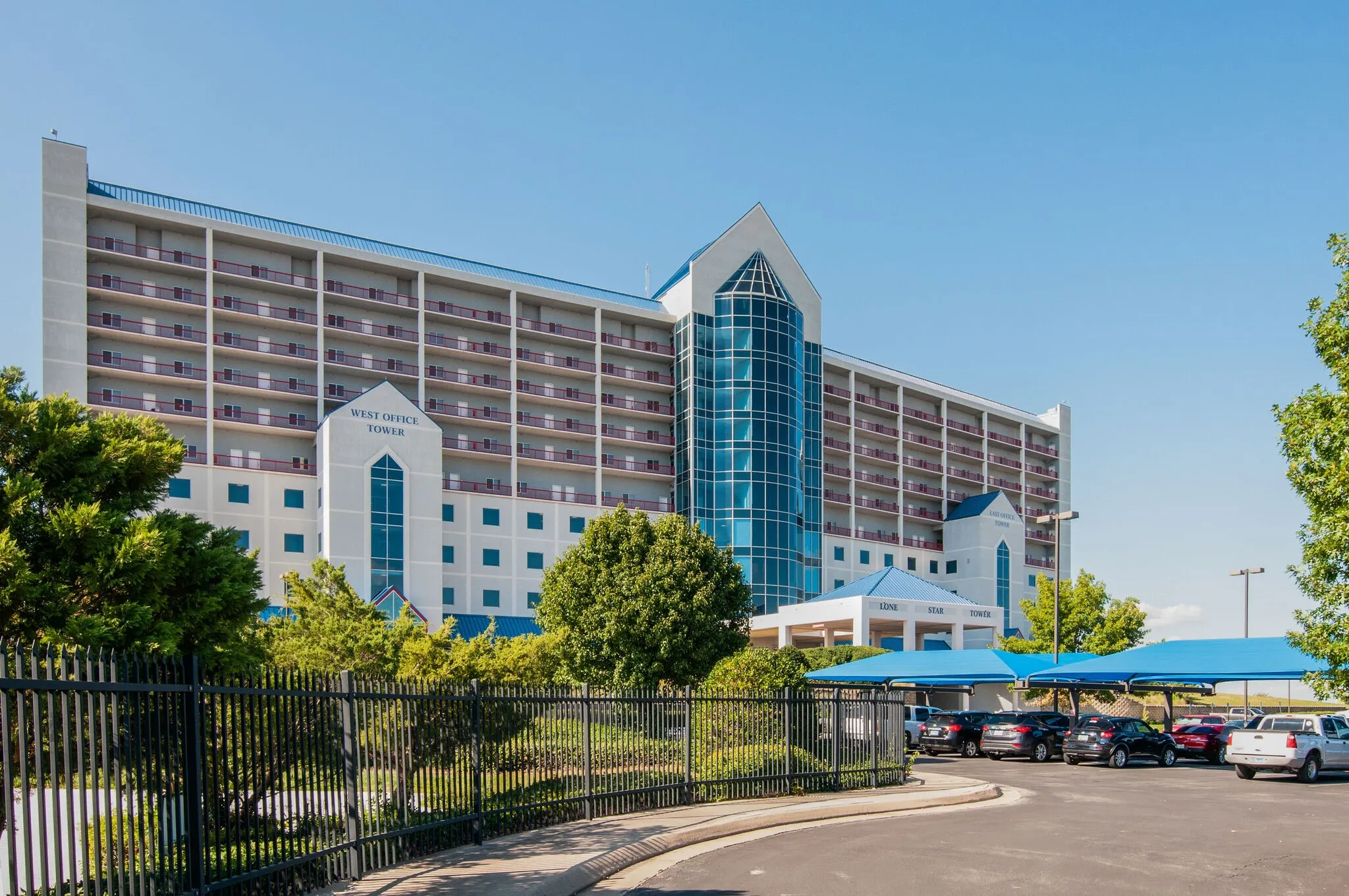 Condominium For Sale in Denton County , 3575 Lone Star Circle 604, Fort Worth, Texas 76177, 2 Bedroom, 2 Bathroom, 2 Garage spaces, 1,550 Sqft, built in 1997, mls#21280598, Real Estate Agent in Fort Worth, Homes For Sale in Denton county, Homes For Sale in Fort Worth, Realtor in Fort Worth Texas, Real Estate Brokerage Independent Realty Texas, Luminita Cordes Realtor