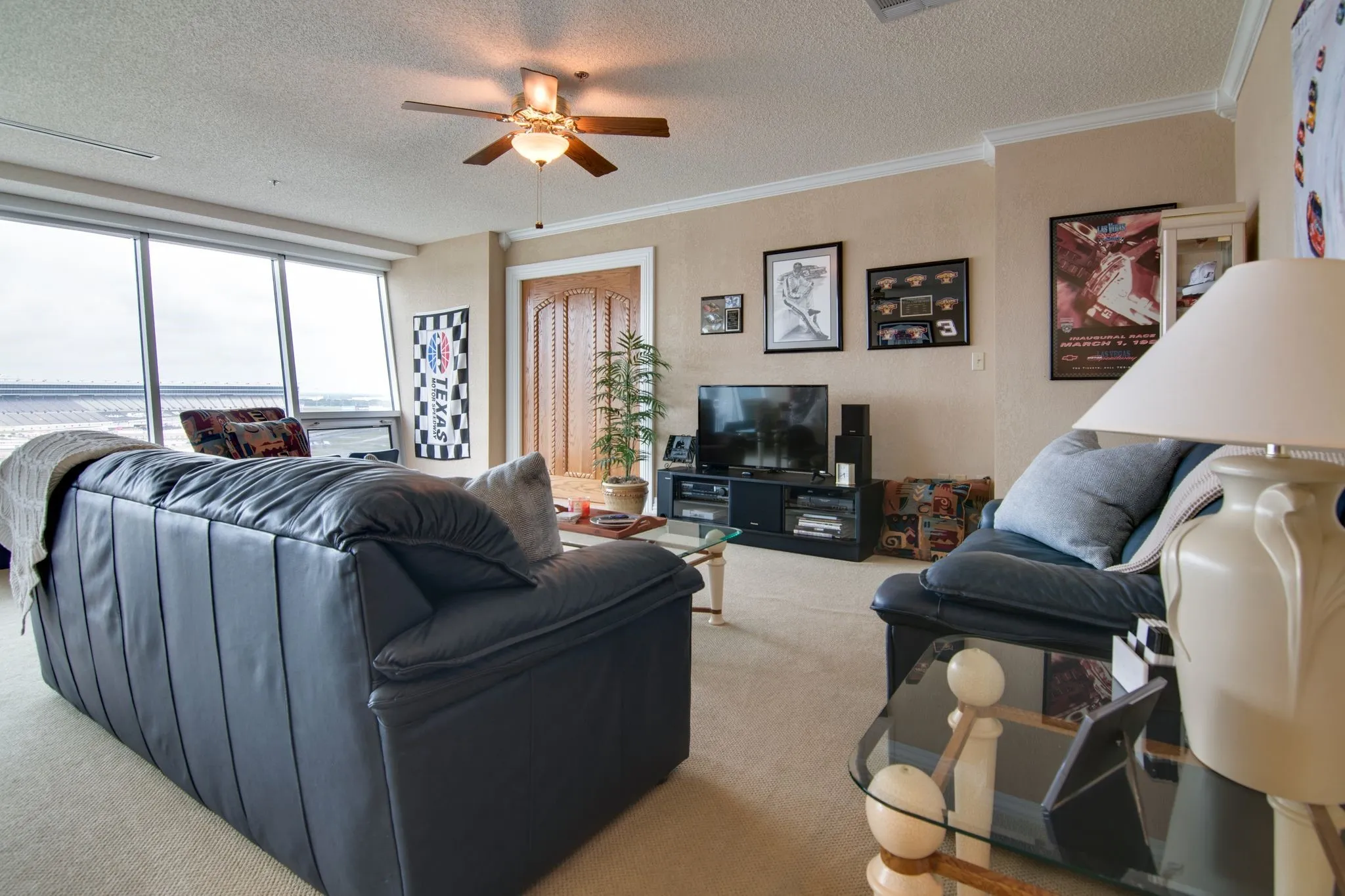 Tenant's property will be removed prior to closing