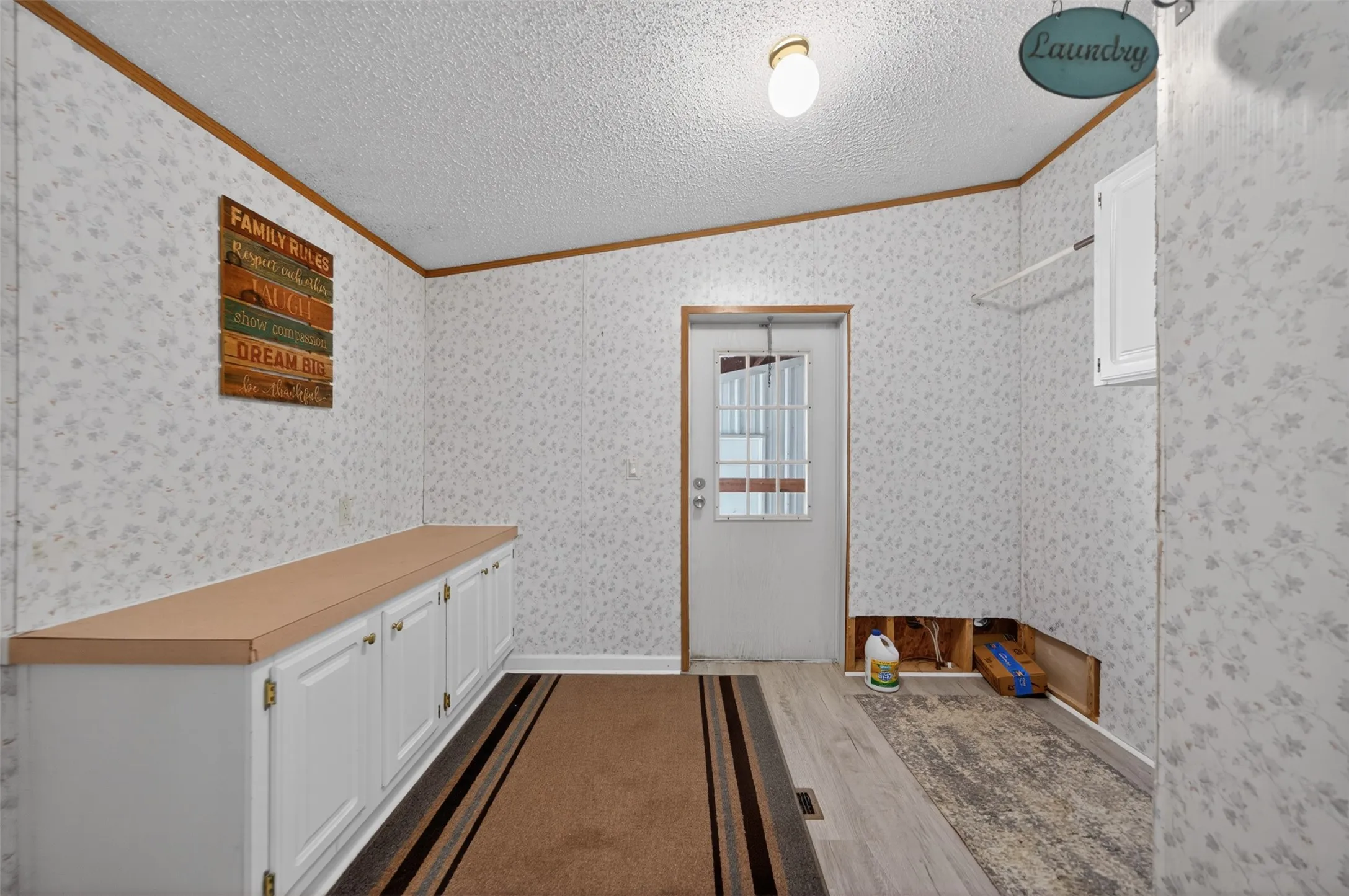 Manufactured Home For Sale in Henderson County , 13314 County Road 4336, Larue, Texas 75770, 3 Bedrooms, 1 Bathroom, 2 Garage spaces, 1,966 Sqft, built in 1998, Price $450,000, mls#21300738, Real Estate Agent in Larue, Homes For Sale in Henderson county, Homes For Sale in Larue, Realtor in Larue Texas, Real Estate Brokerage Independent Realty Texas, Luminita Cordes Realtor