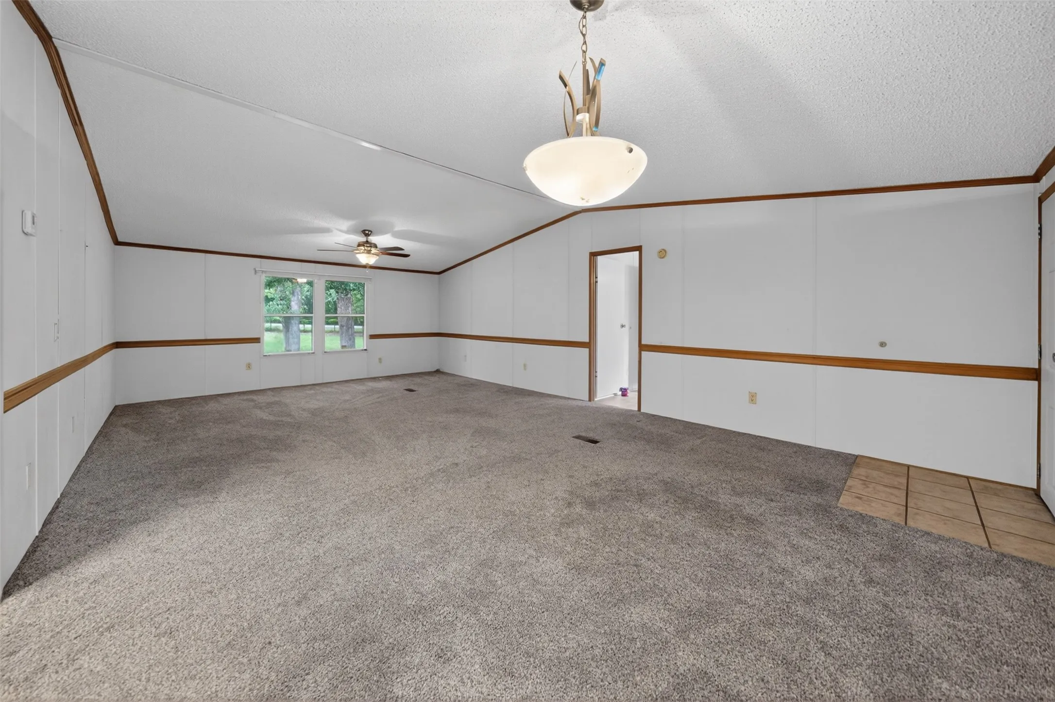 Manufactured Home For Sale in Henderson County , 13314 County Road 4336, Larue, Texas 75770, 3 Bedrooms, 1 Bathroom, 2 Garage spaces, 1,966 Sqft, built in 1998, Price $450,000, mls#21300738, Real Estate Agent in Larue, Homes For Sale in Henderson county, Homes For Sale in Larue, Realtor in Larue Texas, Real Estate Brokerage Independent Realty Texas, Luminita Cordes Realtor