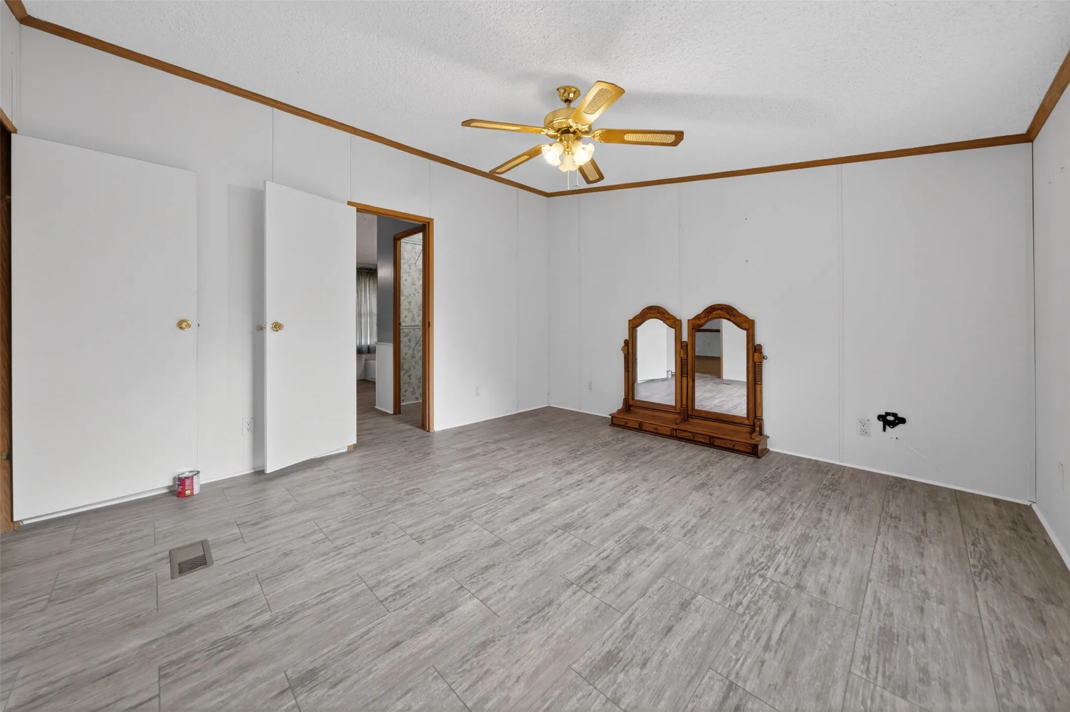 Manufactured Home For Sale in Henderson County , 13314 County Road 4336, Larue, Texas 75770, 3 Bedrooms, 1 Bathroom, 2 Garage spaces, 1,966 Sqft, built in 1998, Price $450,000, mls#21300738, Real Estate Agent in Larue, Homes For Sale in Henderson county, Homes For Sale in Larue, Realtor in Larue Texas, Real Estate Brokerage Independent Realty Texas, Luminita Cordes Realtor
