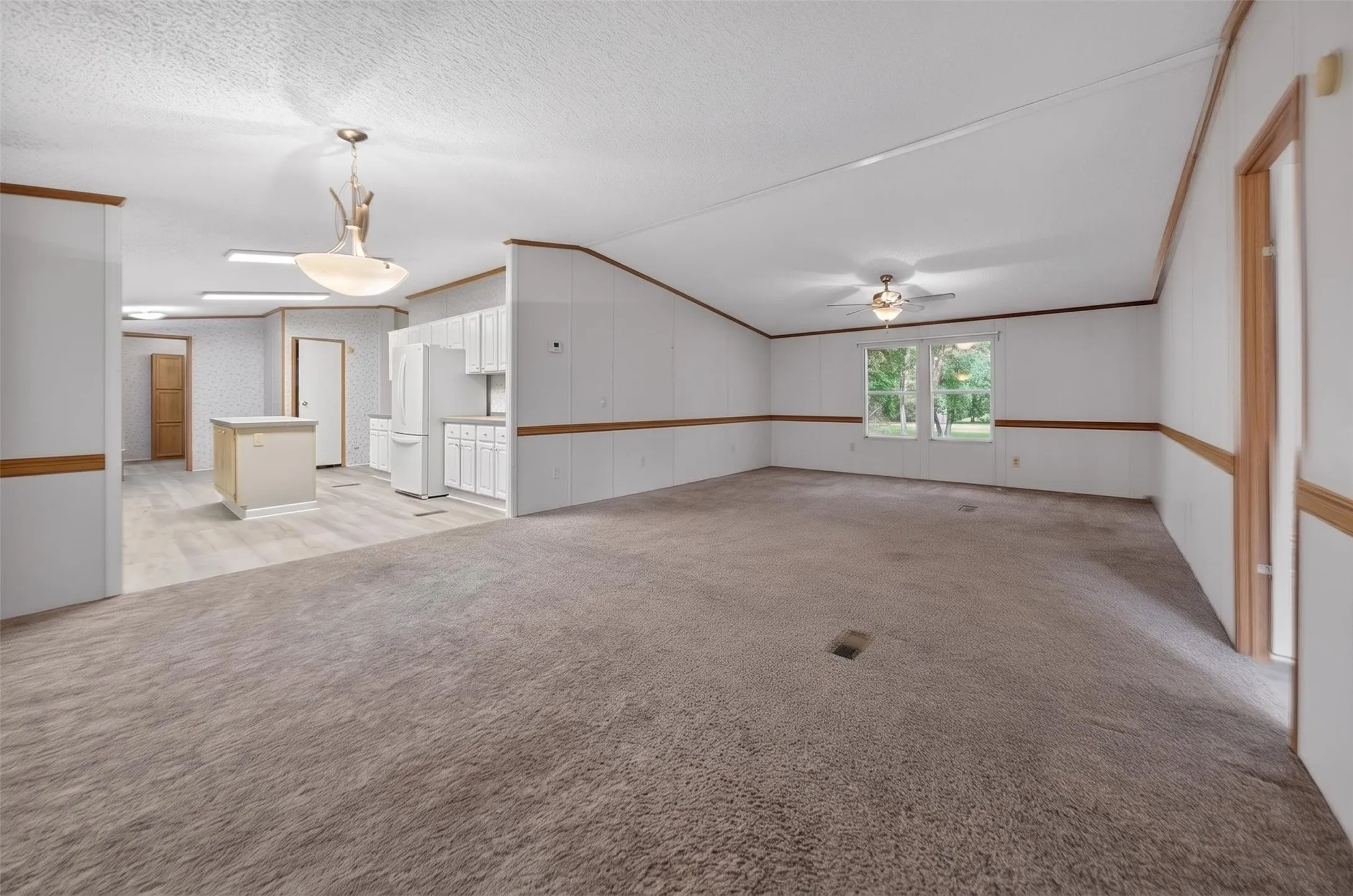 Manufactured Home For Sale in Henderson County , 13314 County Road 4336, Larue, Texas 75770, 3 Bedrooms, 1 Bathroom, 2 Garage spaces, 1,966 Sqft, built in 1998, Price $450,000, mls#21300738, Real Estate Agent in Larue, Homes For Sale in Henderson county, Homes For Sale in Larue, Realtor in Larue Texas, Real Estate Brokerage Independent Realty Texas, Luminita Cordes Realtor