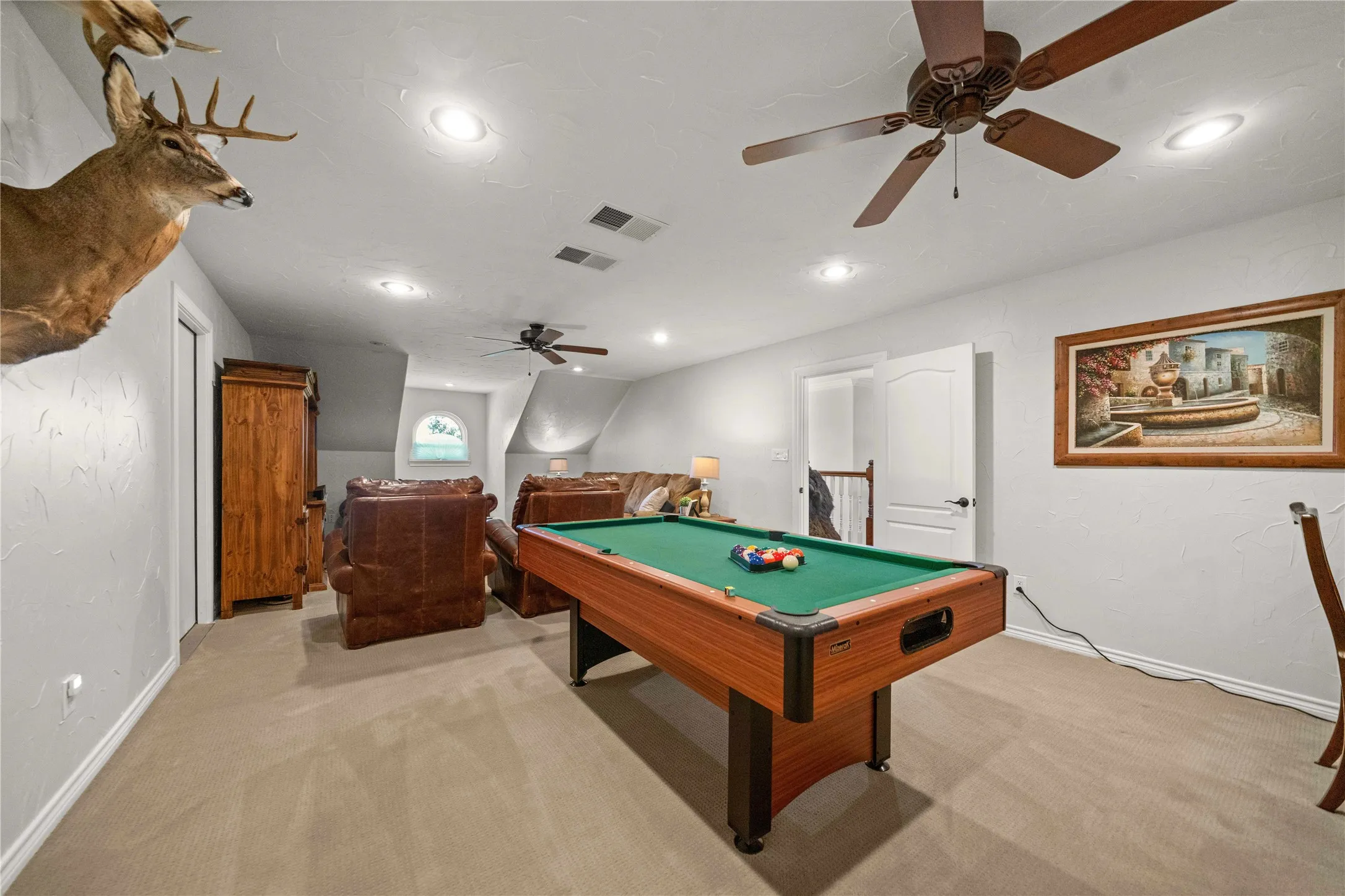 Single Family Residence For Sale in Wood County , 1054 County Road 4116, Quitman, Texas 75783, 4 Bedroom, 4 Bathroom, 2 Garage spaces, 4,405 Sqft, built in 2005, mls#21302057, Real Estate Agent in Quitman, Homes For Sale in Wood county, Homes For Sale in Quitman, Realtor in Quitman Texas, Real Estate Brokerage Independent Realty Texas, Luminita Cordes Realtor