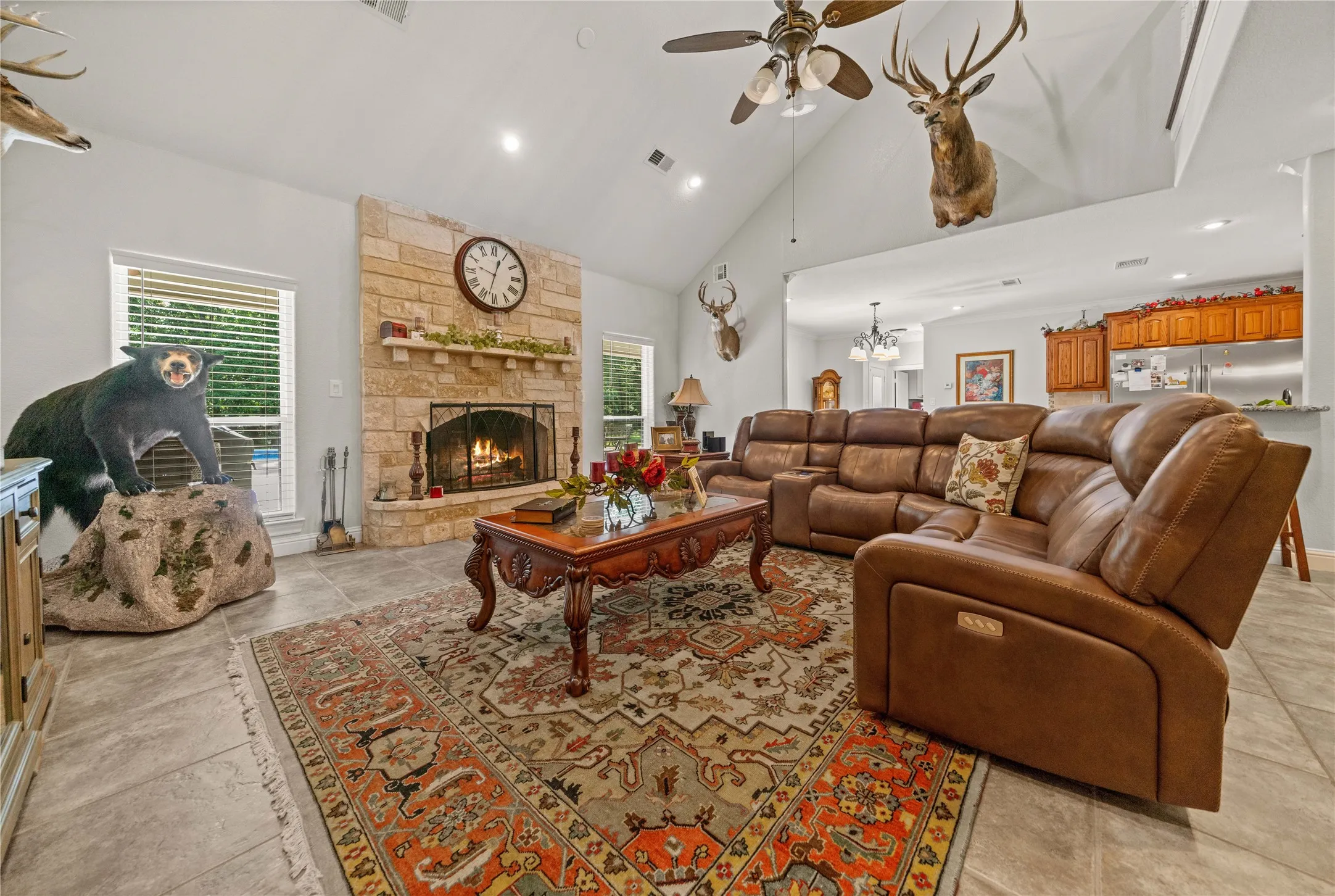 Single Family Residence For Sale in Wood County , 1054 County Road 4116, Quitman, Texas 75783, 4 Bedroom, 4 Bathroom, 2 Garage spaces, 4,405 Sqft, built in 2005, mls#21302057, Real Estate Agent in Quitman, Homes For Sale in Wood county, Homes For Sale in Quitman, Realtor in Quitman Texas, Real Estate Brokerage Independent Realty Texas, Luminita Cordes Realtor
