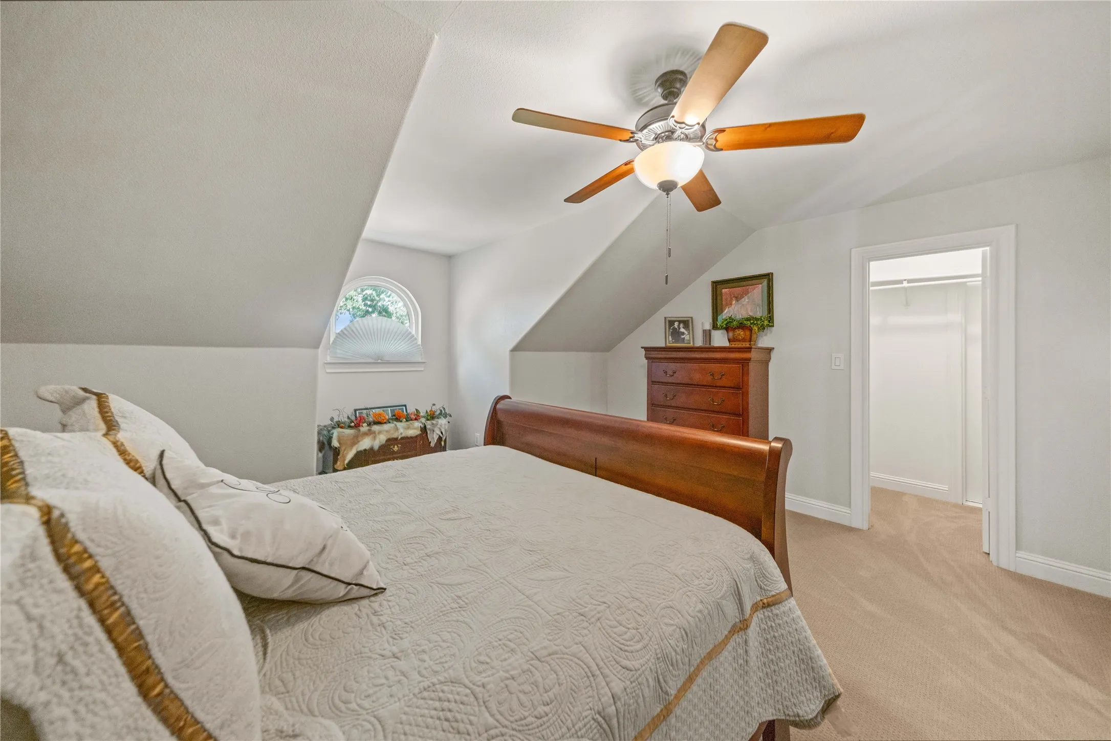 Single Family Residence For Sale in Wood County , 1054 County Road 4116, Quitman, Texas 75783, 4 Bedroom, 4 Bathroom, 2 Garage spaces, 4,405 Sqft, built in 2005, mls#21302057, Real Estate Agent in Quitman, Homes For Sale in Wood county, Homes For Sale in Quitman, Realtor in Quitman Texas, Real Estate Brokerage Independent Realty Texas, Luminita Cordes Realtor