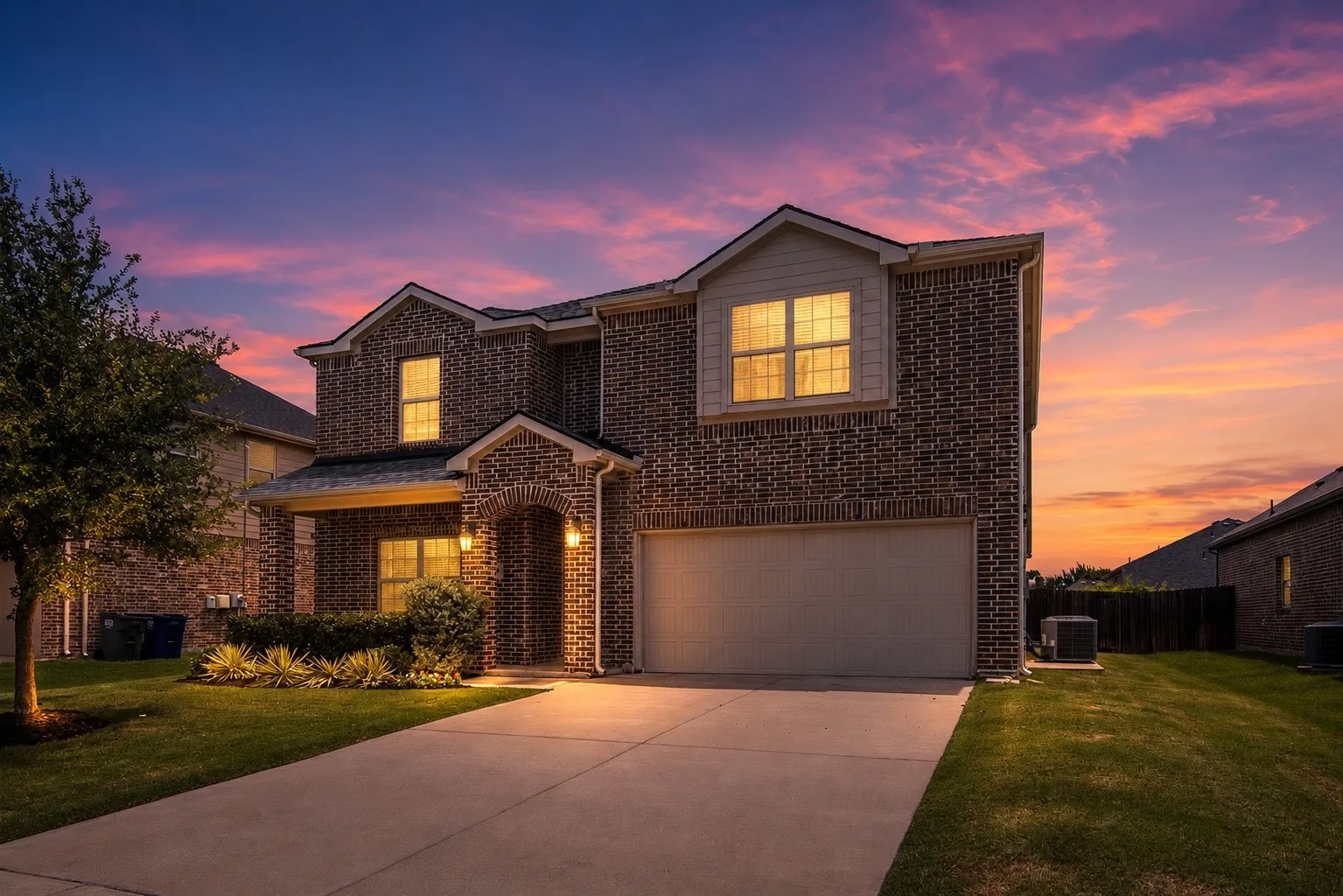 Single Family Residence For Sale in Grayson County , 1733 Beasley Street, Van Alstyne, Texas 75495, 4 Bedroom, 3 Bathroom, 2 Garage spaces, 2,983 Sqft, built in 2018, mls#21301978, Real Estate Agent in Van Alstyne, Homes For Sale in Grayson county, Homes For Sale in Van Alstyne, Realtor in Van Alstyne Texas, Real Estate Brokerage Independent Realty Texas, Luminita Cordes Realtor