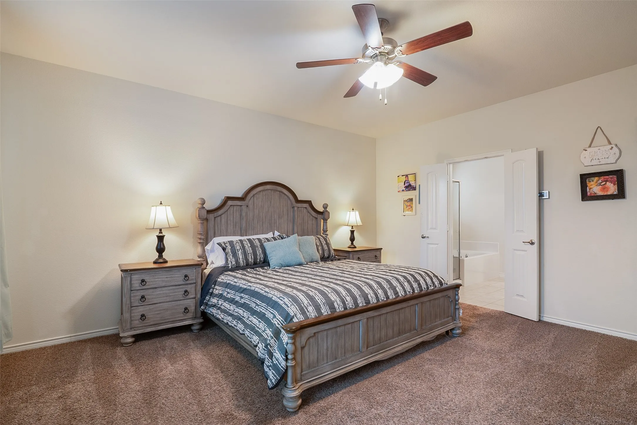 Single Family Residence For Sale in Grayson County , 1733 Beasley Street, Van Alstyne, Texas 75495, 4 Bedroom, 3 Bathroom, 2 Garage spaces, 2,983 Sqft, built in 2018, mls#21301978, Real Estate Agent in Van Alstyne, Homes For Sale in Grayson county, Homes For Sale in Van Alstyne, Realtor in Van Alstyne Texas, Real Estate Brokerage Independent Realty Texas, Luminita Cordes Realtor