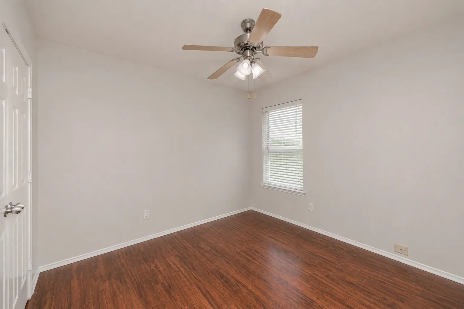 Single Family Residence For Rent in Tarrant County , 10061 Pronghorn Lane, Fort Worth, Texas 76108, 3 Bedrooms, 2 Bathrooms, 2 Garage spaces, 1,694 Sqft, built in 2008, Price $1,995, mls#21279320, Real Estate Agent in Fort Worth, Homes For Rent in Tarrant county, Homes For Rent in Fort Worth, Realtor in Fort Worth Texas, Real Estate Brokerage Independent Realty Texas, Luminita Cordes Realtor