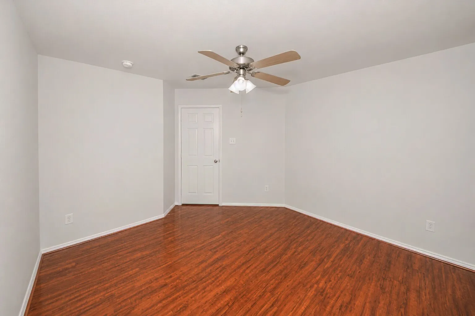 Single Family Residence For Rent in Tarrant County , 10061 Pronghorn Lane, Fort Worth, Texas 76108, 3 Bedrooms, 2 Bathrooms, 2 Garage spaces, 1,694 Sqft, built in 2008, Price $1,995, mls#21279320, Real Estate Agent in Fort Worth, Homes For Rent in Tarrant county, Homes For Rent in Fort Worth, Realtor in Fort Worth Texas, Real Estate Brokerage Independent Realty Texas, Luminita Cordes Realtor