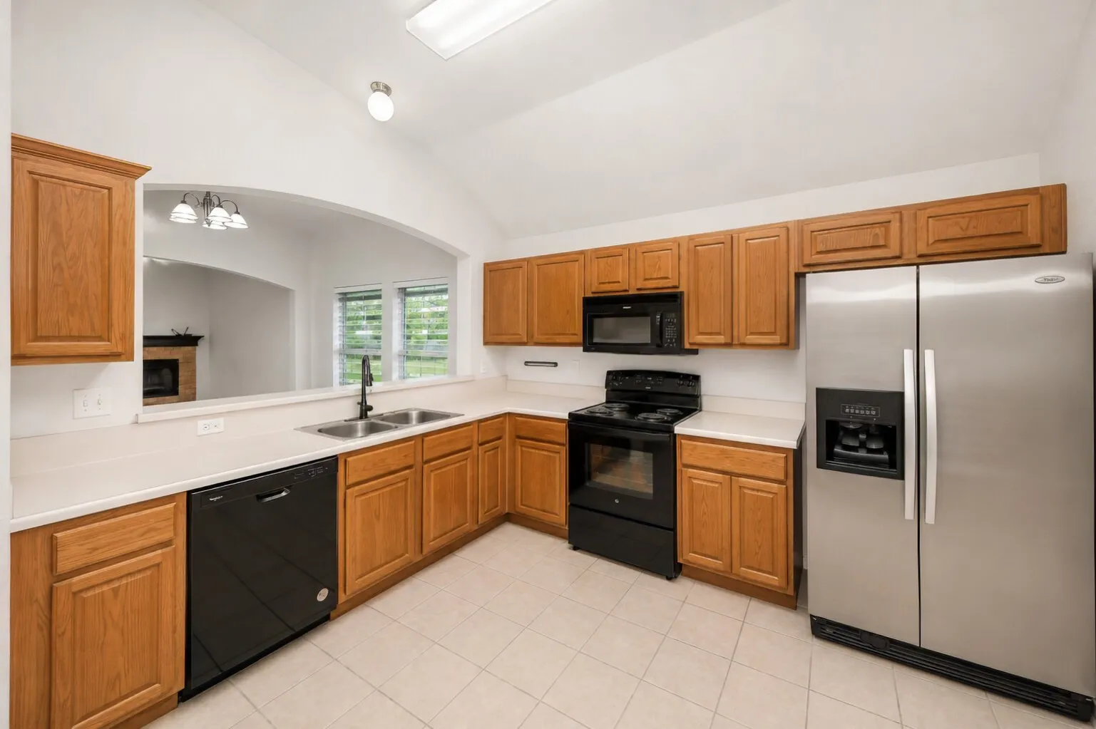 Single Family Residence For Rent in Tarrant County , 10061 Pronghorn Lane, Fort Worth, Texas 76108, 3 Bedrooms, 2 Bathrooms, 2 Garage spaces, 1,694 Sqft, built in 2008, Price $1,995, mls#21279320, Real Estate Agent in Fort Worth, Homes For Rent in Tarrant county, Homes For Rent in Fort Worth, Realtor in Fort Worth Texas, Real Estate Brokerage Independent Realty Texas, Luminita Cordes Realtor