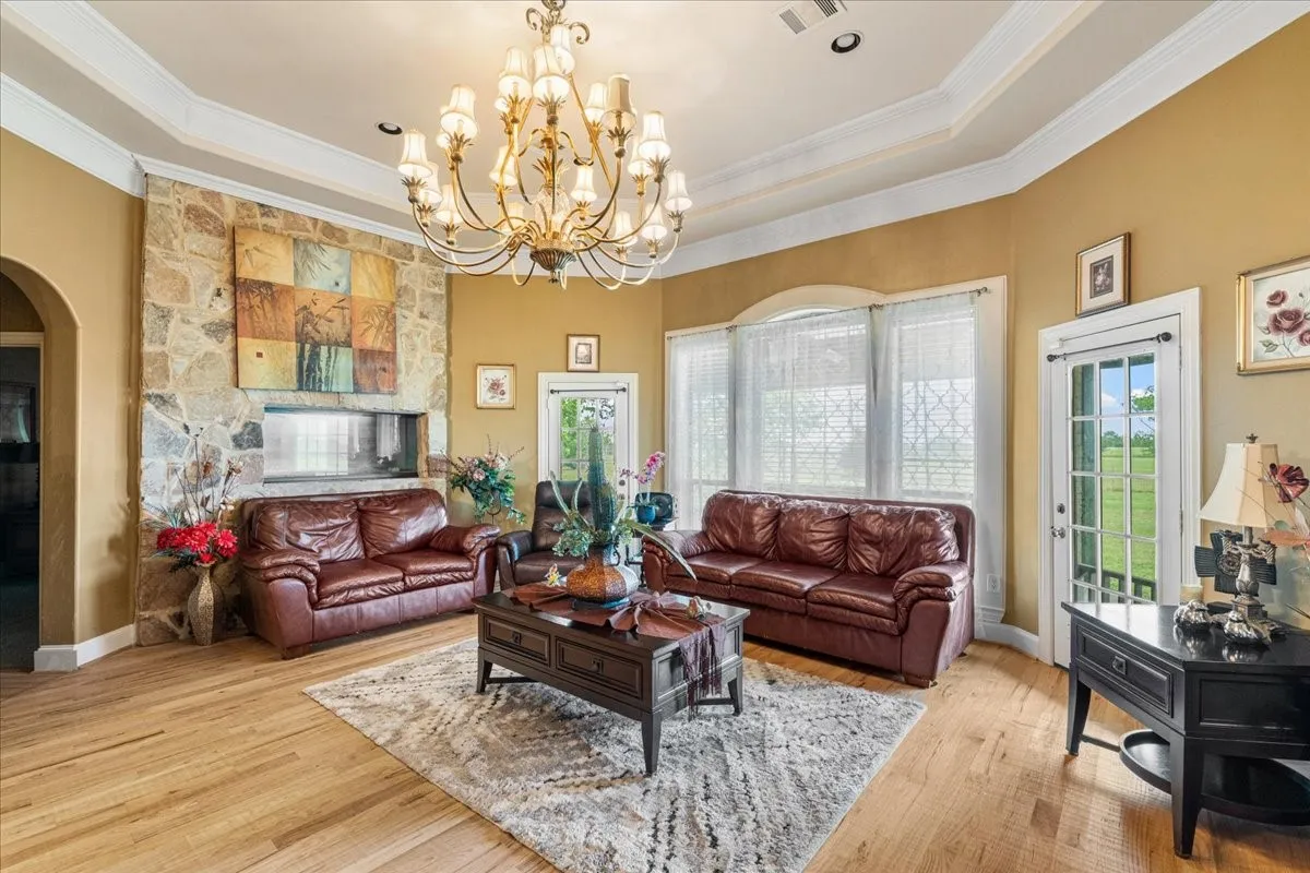 Single Family Residence For Sale in Ellis County , 3795 Fm 66, Waxahachie, Texas 75167, 5 Bedroom, 5 Bathroom, 2 Garage spaces, 4,123 Sqft, built in 2005, mls#21290485, Real Estate Agent in Waxahachie, Homes For Sale in Ellis county, Homes For Sale in Waxahachie, Realtor in Waxahachie Texas, Real Estate Brokerage Independent Realty Texas, Luminita Cordes Realtor
