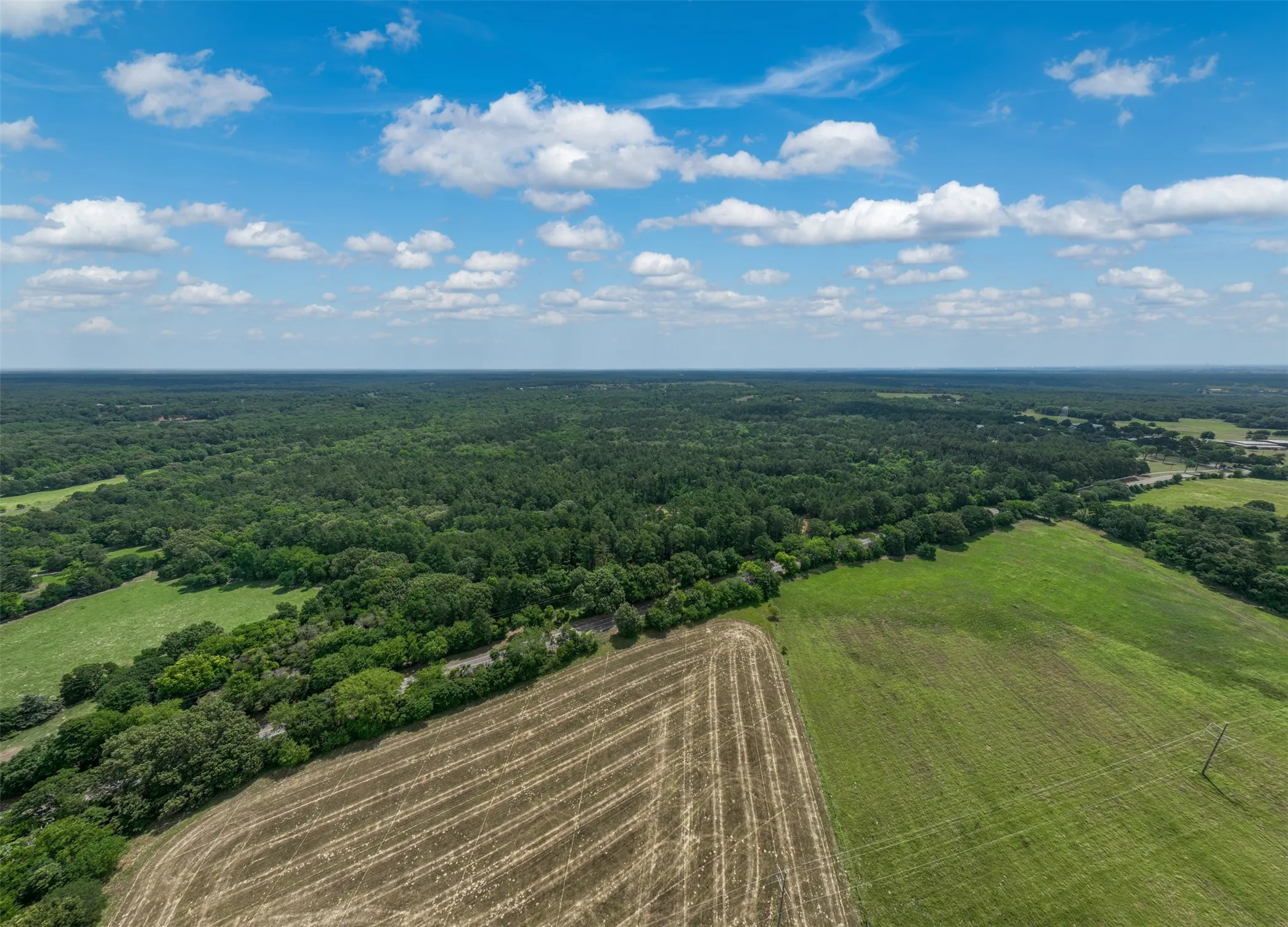 Unimproved Land For Sale in Smith County , 16210 State Highway 110 N, Lindale, Texas 75771, 0, 0, Garage spaces, 0 Sqft, built in 0, Price $1,250,000, mls#21300236, Real Estate Agent in Lindale, Homes For Sale in Smith county, Homes For Sale in Lindale, Realtor in Lindale Texas, Real Estate Brokerage Independent Realty Texas, Luminita Cordes Realtor