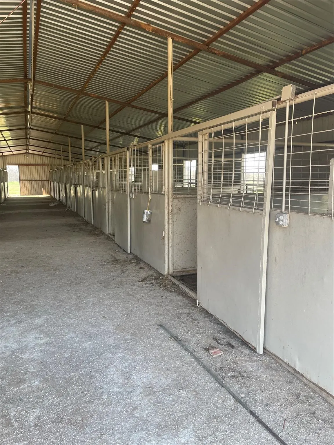 Farm For Sale in Wise County , 6437 FM 920, Bridgeport, Texas 76426, 1 Bedroom, 1 Bathroom, Garage spaces, 864 Sqft, built in 1970, Price $799,000, mls#21302236, Real Estate Agent in Bridgeport, Homes For Sale in Wise county, Homes For Sale in Bridgeport, Realtor in Bridgeport Texas, Real Estate Brokerage Independent Realty Texas, Luminita Cordes Realtor