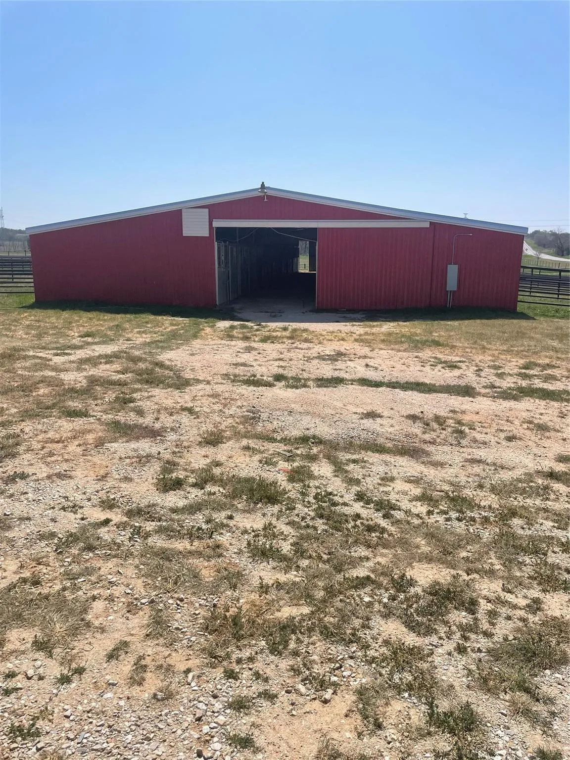 Farm For Sale in Wise County , 6437 FM 920, Bridgeport, Texas 76426, 1 Bedroom, 1 Bathroom, Garage spaces, 864 Sqft, built in 1970, Price $799,000, mls#21302236, Real Estate Agent in Bridgeport, Homes For Sale in Wise county, Homes For Sale in Bridgeport, Realtor in Bridgeport Texas, Real Estate Brokerage Independent Realty Texas, Luminita Cordes Realtor