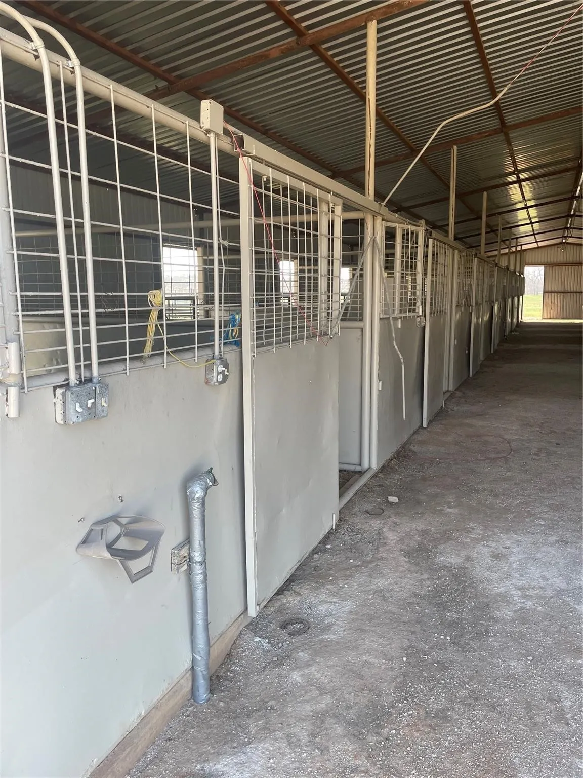 Farm For Sale in Wise County , 6437 FM 920, Bridgeport, Texas 76426, 1 Bedroom, 1 Bathroom, Garage spaces, 864 Sqft, built in 1970, Price $799,000, mls#21302236, Real Estate Agent in Bridgeport, Homes For Sale in Wise county, Homes For Sale in Bridgeport, Realtor in Bridgeport Texas, Real Estate Brokerage Independent Realty Texas, Luminita Cordes Realtor