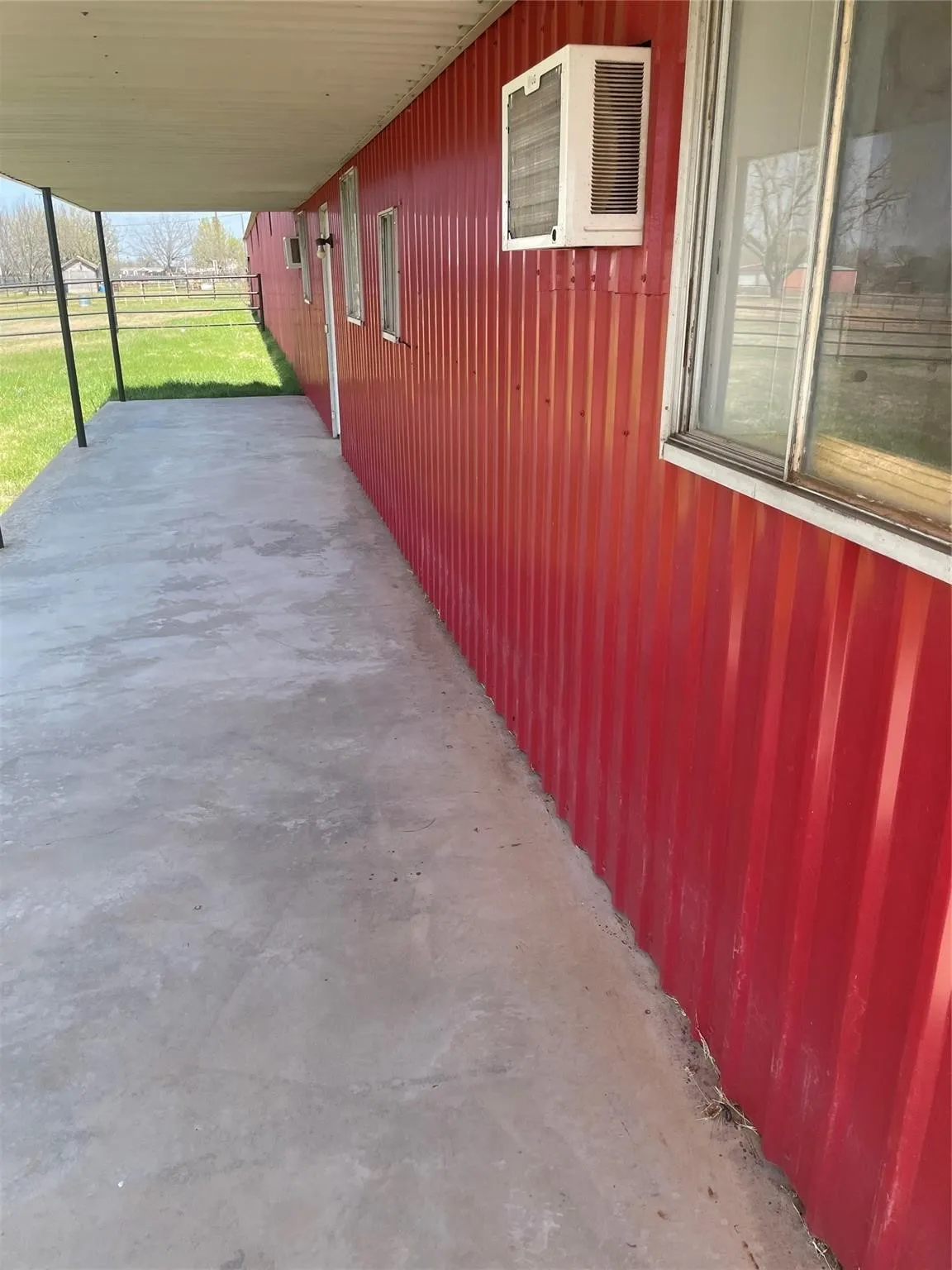 Farm For Sale in Wise County , 6437 FM 920, Bridgeport, Texas 76426, 1 Bedroom, 1 Bathroom, Garage spaces, 864 Sqft, built in 1970, Price $799,000, mls#21302236, Real Estate Agent in Bridgeport, Homes For Sale in Wise county, Homes For Sale in Bridgeport, Realtor in Bridgeport Texas, Real Estate Brokerage Independent Realty Texas, Luminita Cordes Realtor