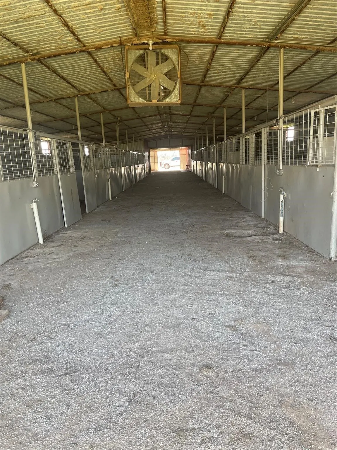 Farm For Sale in Wise County , 6437 FM 920, Bridgeport, Texas 76426, 1 Bedroom, 1 Bathroom, Garage spaces, 864 Sqft, built in 1970, Price $799,000, mls#21302236, Real Estate Agent in Bridgeport, Homes For Sale in Wise county, Homes For Sale in Bridgeport, Realtor in Bridgeport Texas, Real Estate Brokerage Independent Realty Texas, Luminita Cordes Realtor
