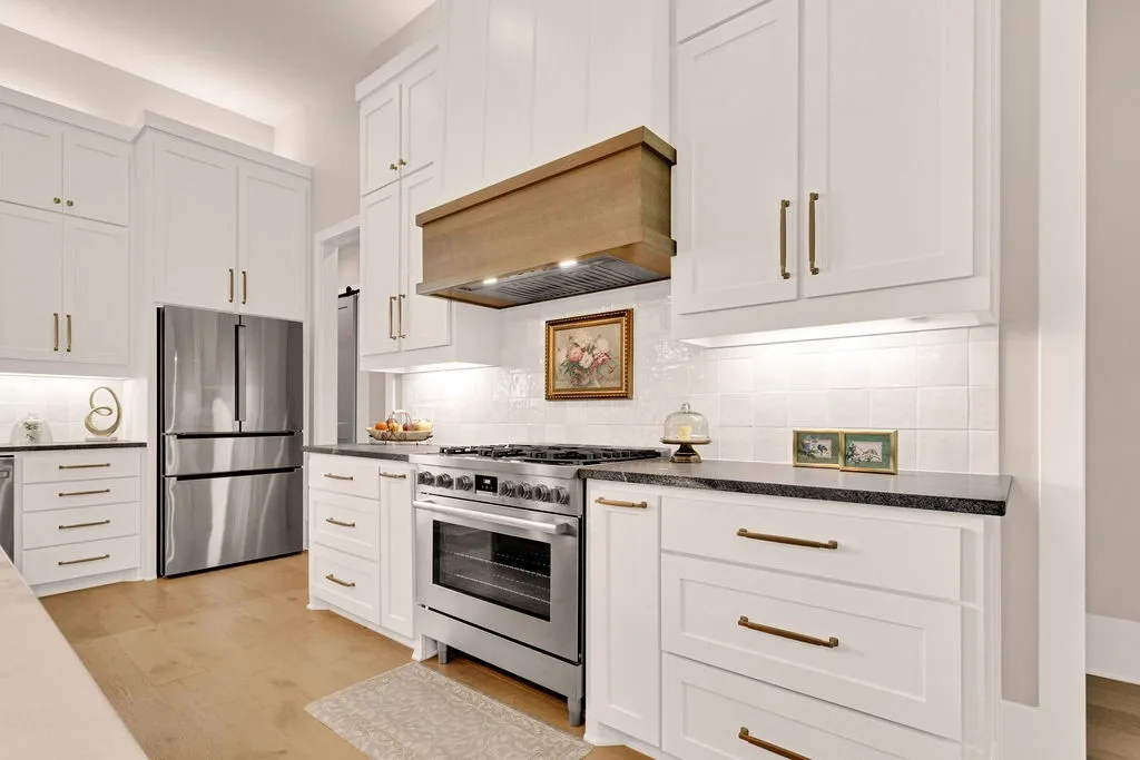 Single Family Residence For Sale in Smith County , 119 Ryder Cup Trail, Hideaway, Texas 75771, 3 Bedroom, 2 Bathroom, 2 Garage spaces, 2,422 Sqft, built in 2022, mls#21302240, Real Estate Agent in Hideaway, Homes For Sale in Smith county, Homes For Sale in Hideaway, Realtor in Hideaway Texas, Real Estate Brokerage Independent Realty Texas, Luminita Cordes Realtor