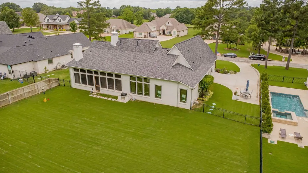 Single Family Residence For Sale in Smith County , 119 Ryder Cup Trail, Hideaway, Texas 75771, 3 Bedroom, 2 Bathroom, 2 Garage spaces, 2,422 Sqft, built in 2022, mls#21302240, Real Estate Agent in Hideaway, Homes For Sale in Smith county, Homes For Sale in Hideaway, Realtor in Hideaway Texas, Real Estate Brokerage Independent Realty Texas, Luminita Cordes Realtor