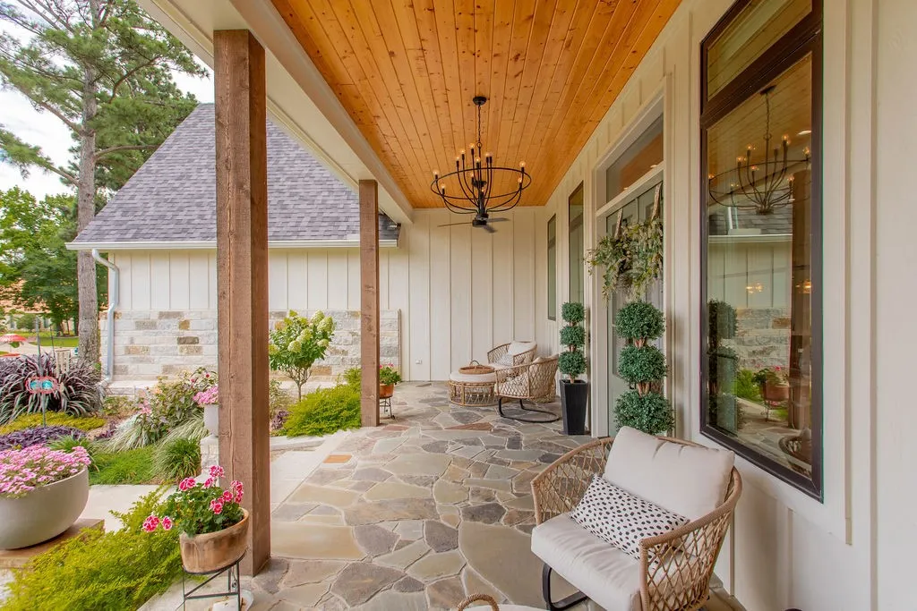 Single Family Residence For Sale in Smith County , 119 Ryder Cup Trail, Hideaway, Texas 75771, 3 Bedroom, 2 Bathroom, 2 Garage spaces, 2,422 Sqft, built in 2022, mls#21302240, Real Estate Agent in Hideaway, Homes For Sale in Smith county, Homes For Sale in Hideaway, Realtor in Hideaway Texas, Real Estate Brokerage Independent Realty Texas, Luminita Cordes Realtor