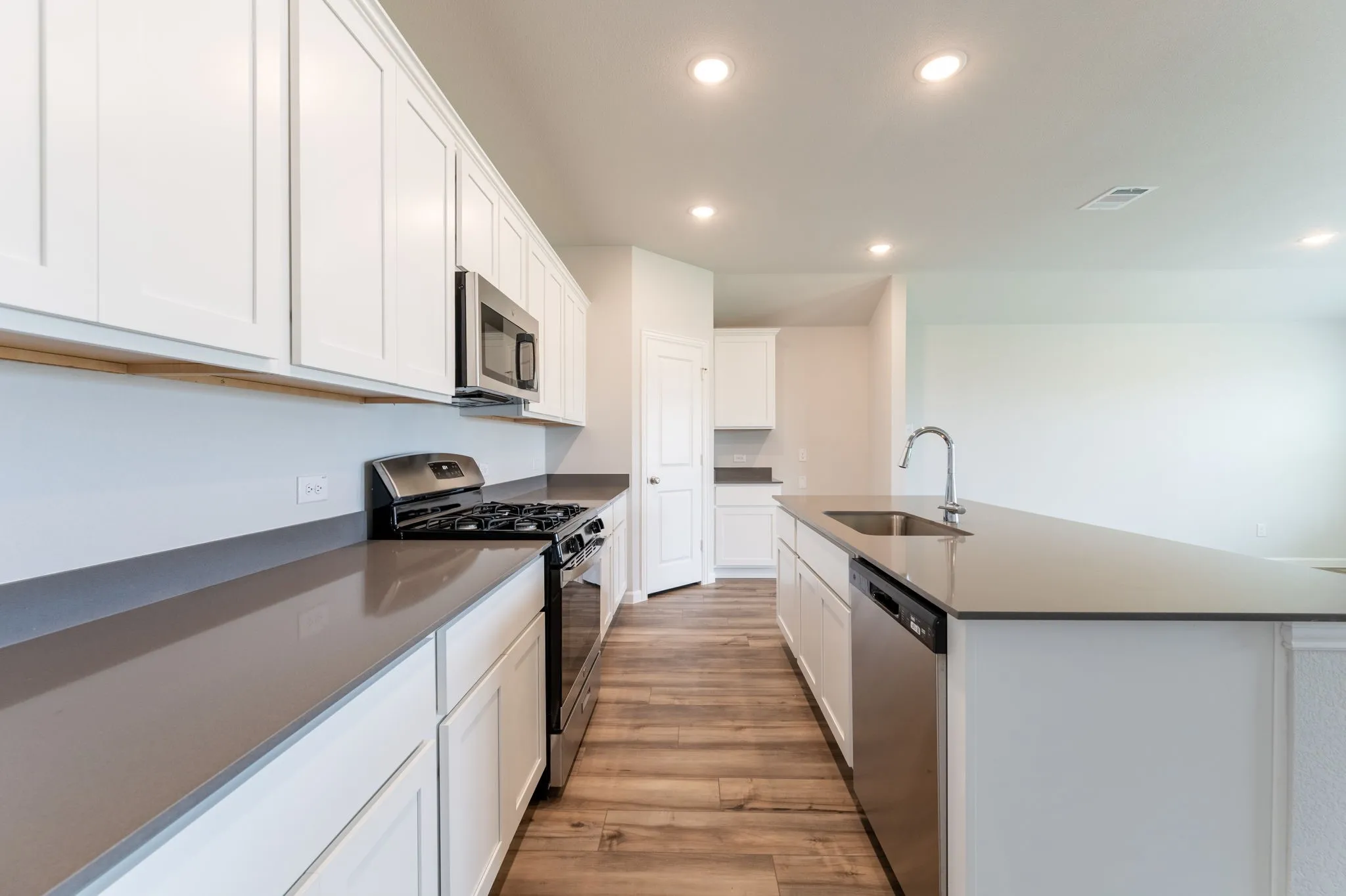 Single Family Residence For Rent in Collin County , 3745 Priaire Chapel Road, Royse City, Texas 75189, 4 Bedroom, 2 Bathroom, 2 Garage spaces, 1,962 Sqft, built in 2026, mls#21302246, Real Estate Agent in Royse City, Homes For Rent in Collin county, Homes For Rent in Royse City, Realtor in Royse City Texas, Real Estate Brokerage Independent Realty Texas, Luminita Cordes Realtor