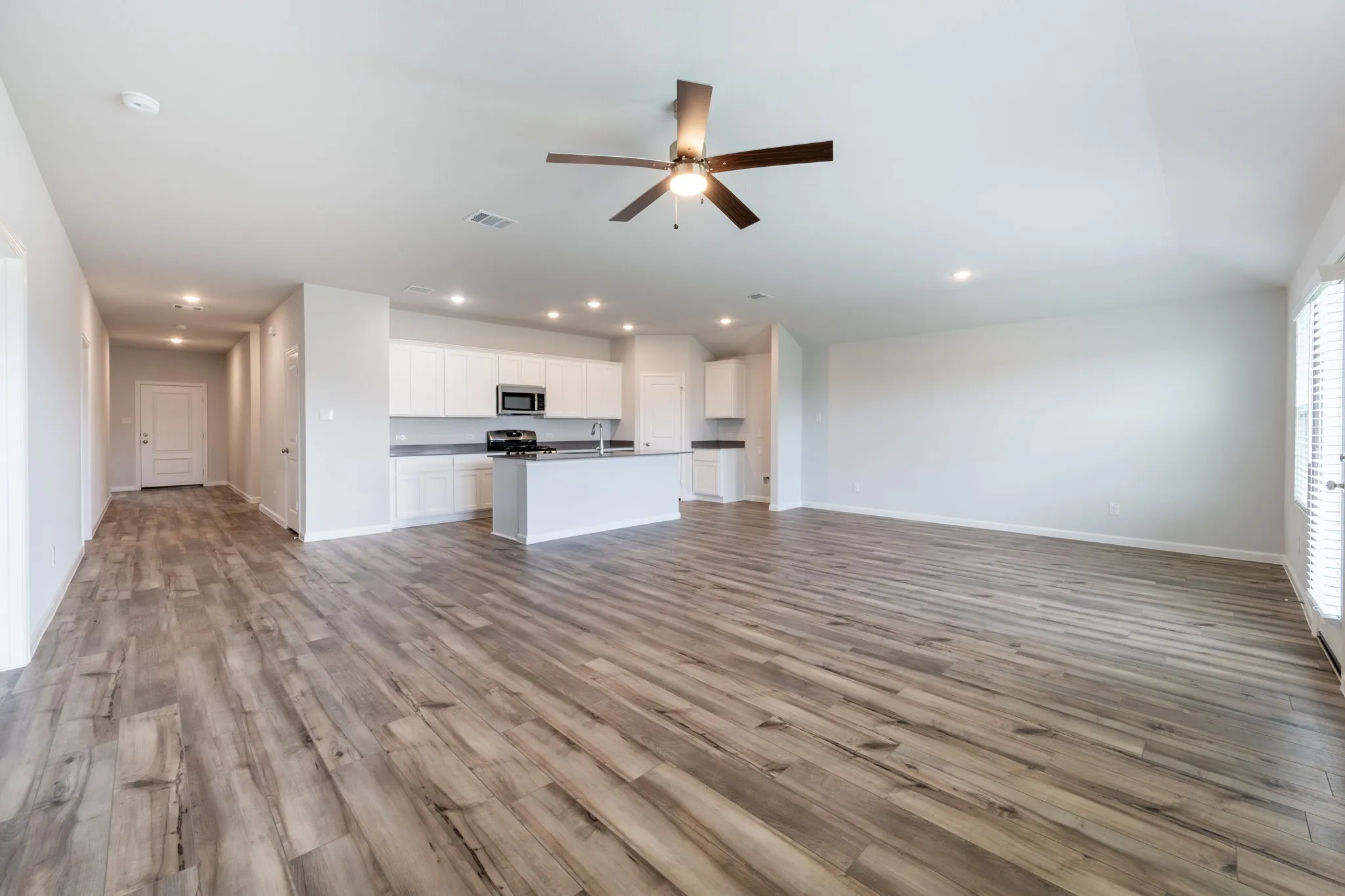 Single Family Residence For Rent in Collin County , 3745 Priaire Chapel Road, Royse City, Texas 75189, 4 Bedroom, 2 Bathroom, 2 Garage spaces, 1,962 Sqft, built in 2026, mls#21302246, Real Estate Agent in Royse City, Homes For Rent in Collin county, Homes For Rent in Royse City, Realtor in Royse City Texas, Real Estate Brokerage Independent Realty Texas, Luminita Cordes Realtor