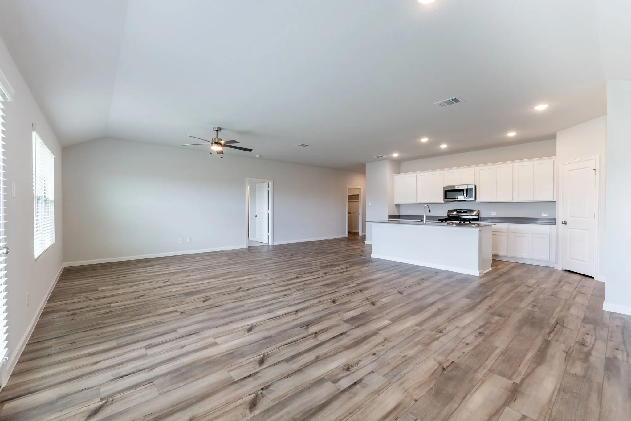 Single Family Residence For Rent in Collin County , 3745 Priaire Chapel Road, Royse City, Texas 75189, 4 Bedroom, 2 Bathroom, 2 Garage spaces, 1,962 Sqft, built in 2026, mls#21302246, Real Estate Agent in Royse City, Homes For Rent in Collin county, Homes For Rent in Royse City, Realtor in Royse City Texas, Real Estate Brokerage Independent Realty Texas, Luminita Cordes Realtor