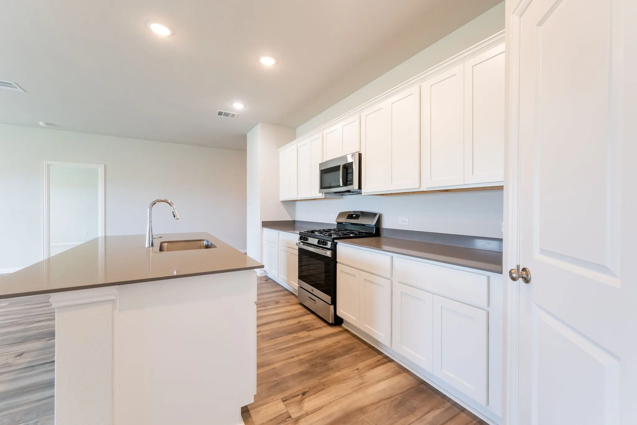 Single Family Residence For Rent in Collin County , 3745 Priaire Chapel Road, Royse City, Texas 75189, 4 Bedroom, 2 Bathroom, 2 Garage spaces, 1,962 Sqft, built in 2026, mls#21302246, Real Estate Agent in Royse City, Homes For Rent in Collin county, Homes For Rent in Royse City, Realtor in Royse City Texas, Real Estate Brokerage Independent Realty Texas, Luminita Cordes Realtor