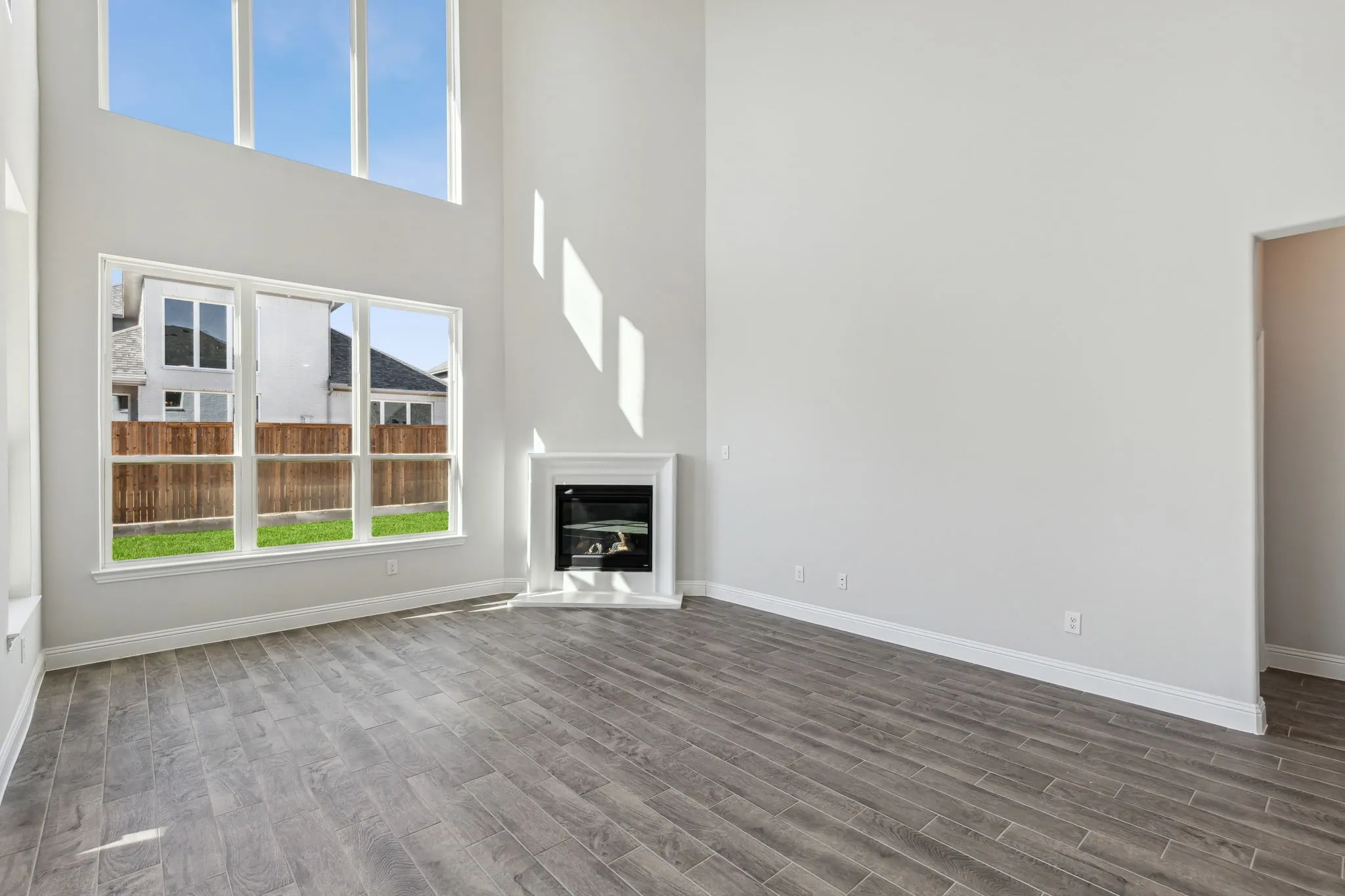 Single Family Residence For Sale in Collin County , 609 Amenduni Lane, Anna, Texas 75409, 5 Bedroom, 5 Bathroom, 2 Garage spaces, 3,503 Sqft, built in 2023, mls#21302259, Real Estate Agent in Anna, Homes For Sale in Collin county, Homes For Sale in Anna, Realtor in Anna Texas, Real Estate Brokerage Independent Realty Texas, Luminita Cordes Realtor